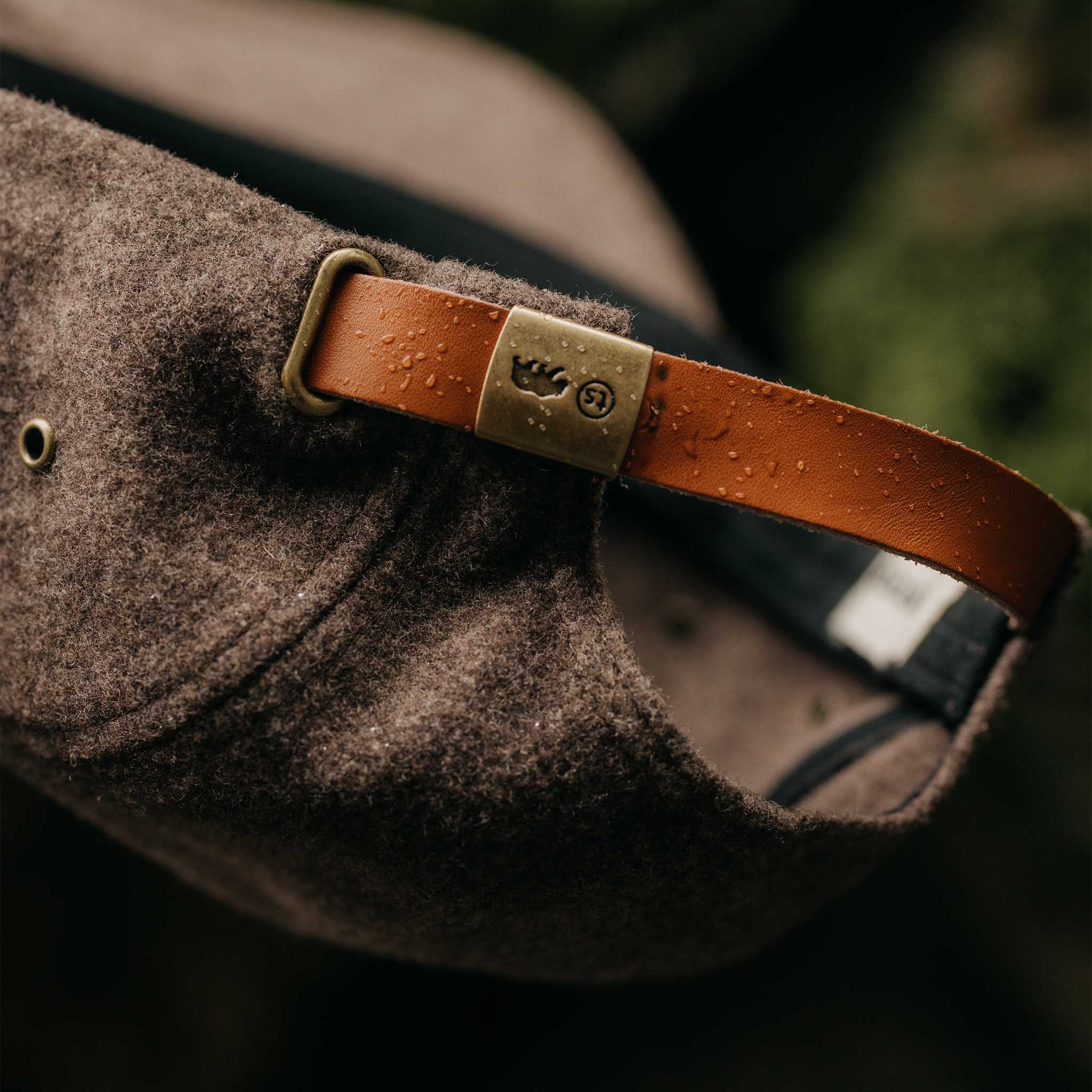 The 5-Panel Cap in Heather Sable Wool Blend - Image 4