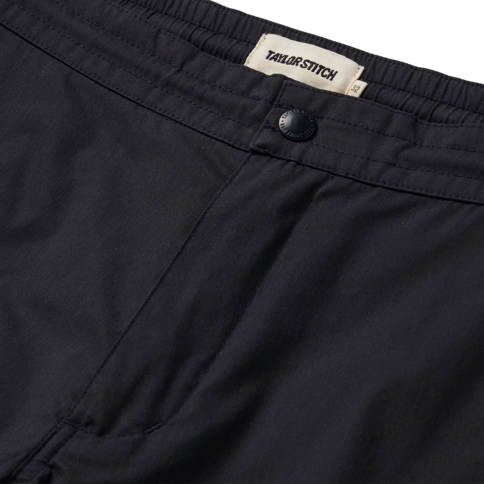 The Adventure Short in Coal - Image 8