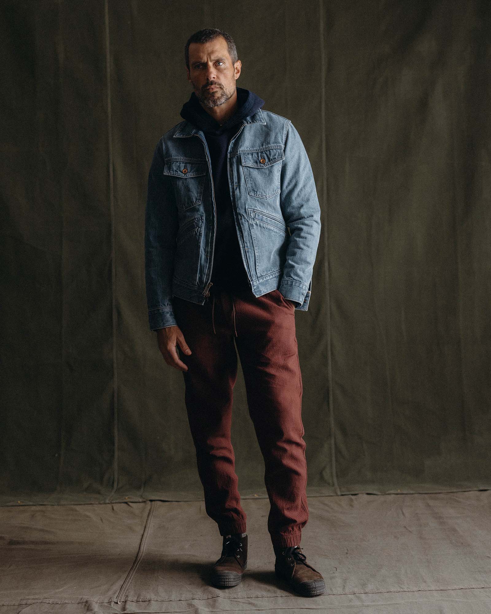 The Apres Pant in Burgundy Double Cloth - Image 3