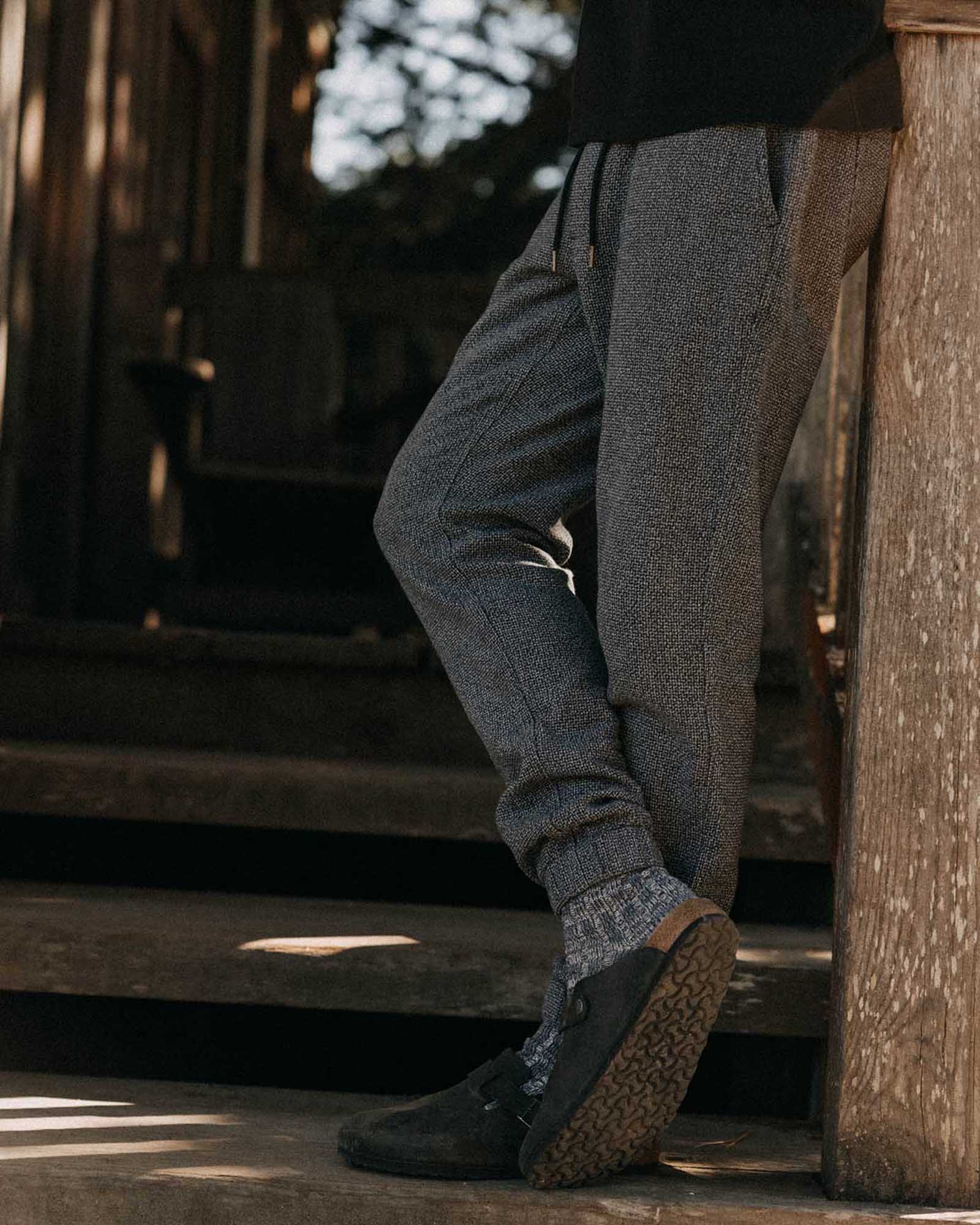 The Apres Pant in Navy Linen Tweed - Image 2