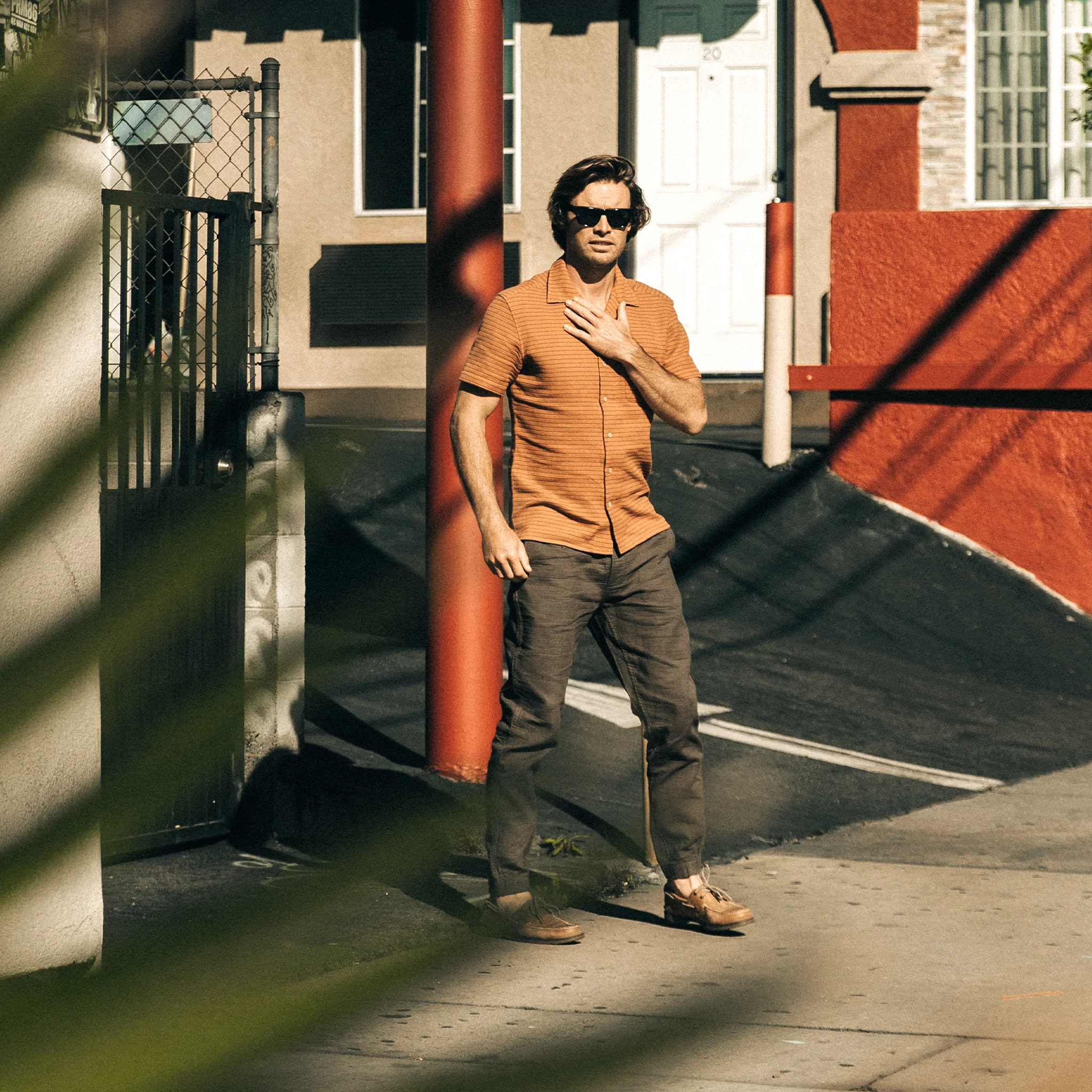 The Apres Pant in Walnut Double Cloth - Image 5