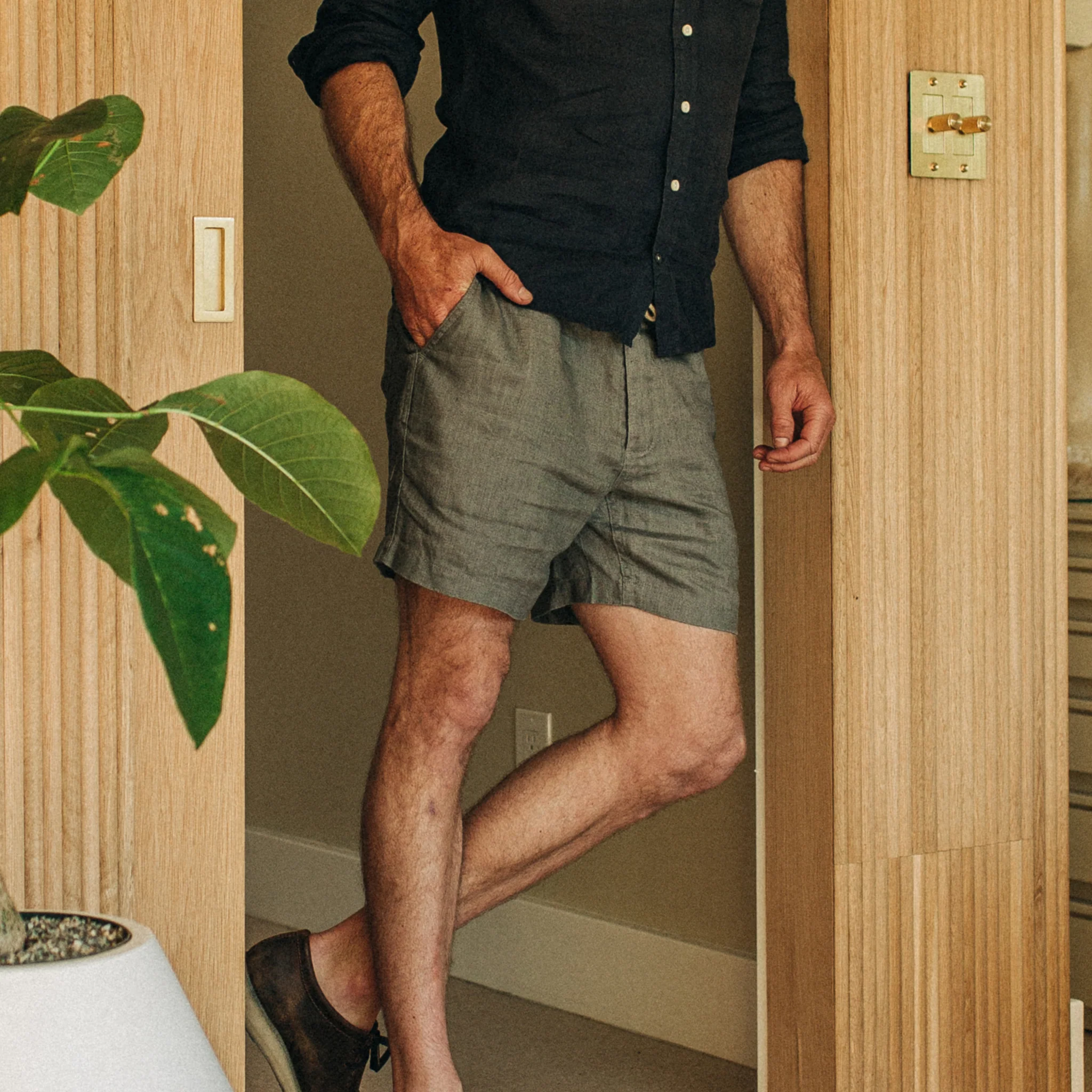The Apres Short in Ash Hemp - Image 2