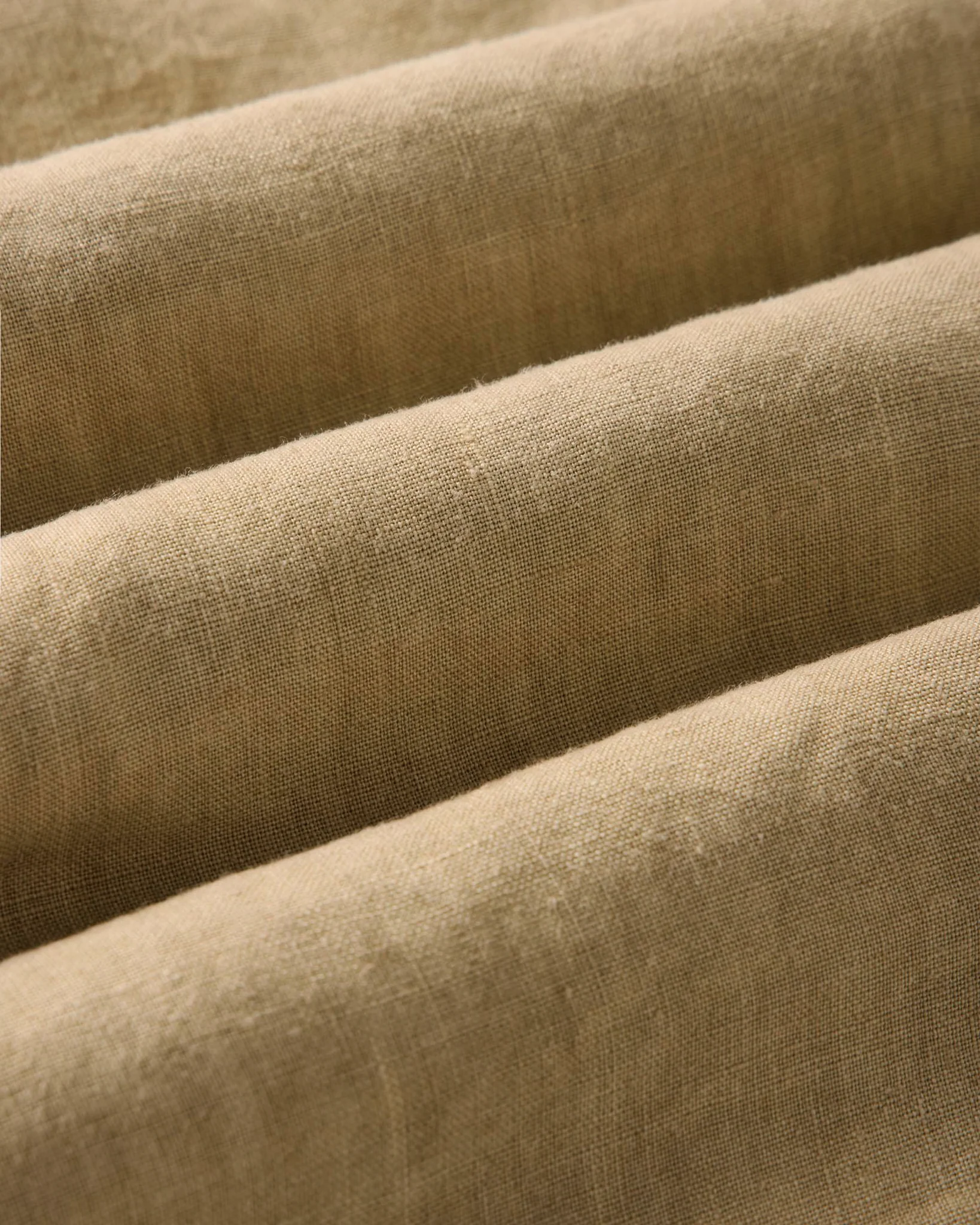 The Apres Short in Field Khaki Hemp - Image 7