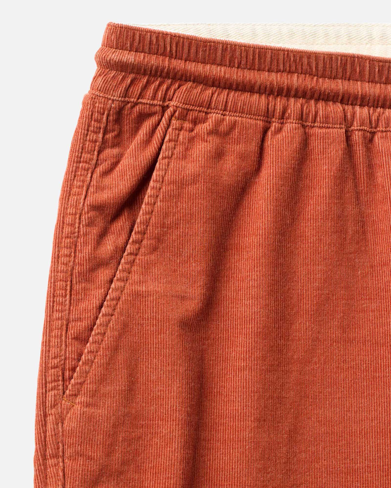 The Apres Short in Heather Chili Pincord - Image 6