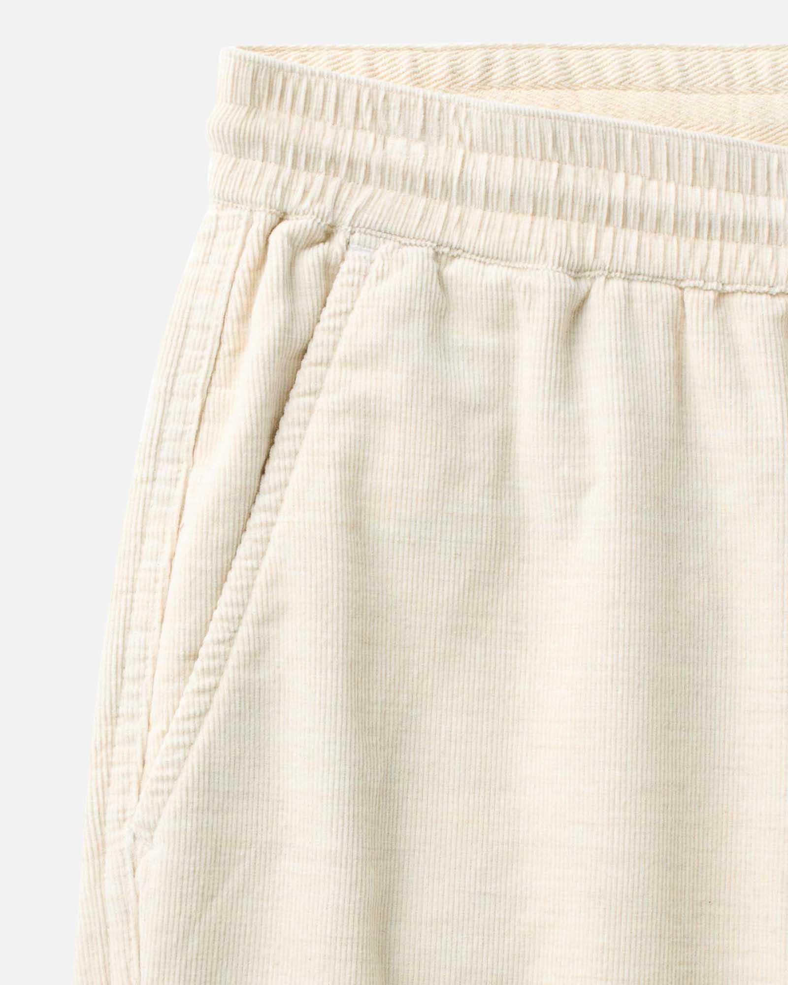 The Apres Short in Heather Oat Pincord - Image 6