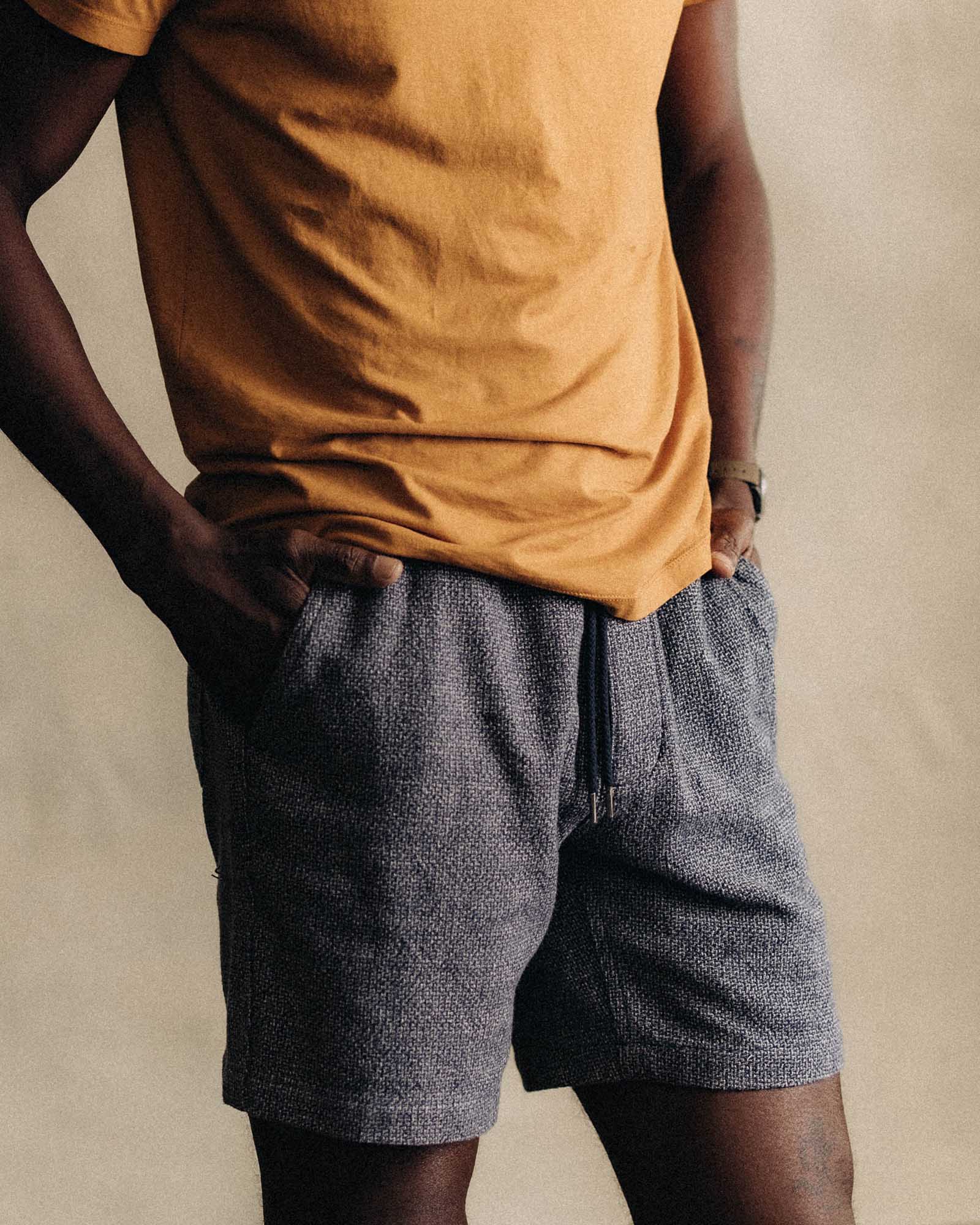 The Apres Short in Navy Linen Tweed - Image 3