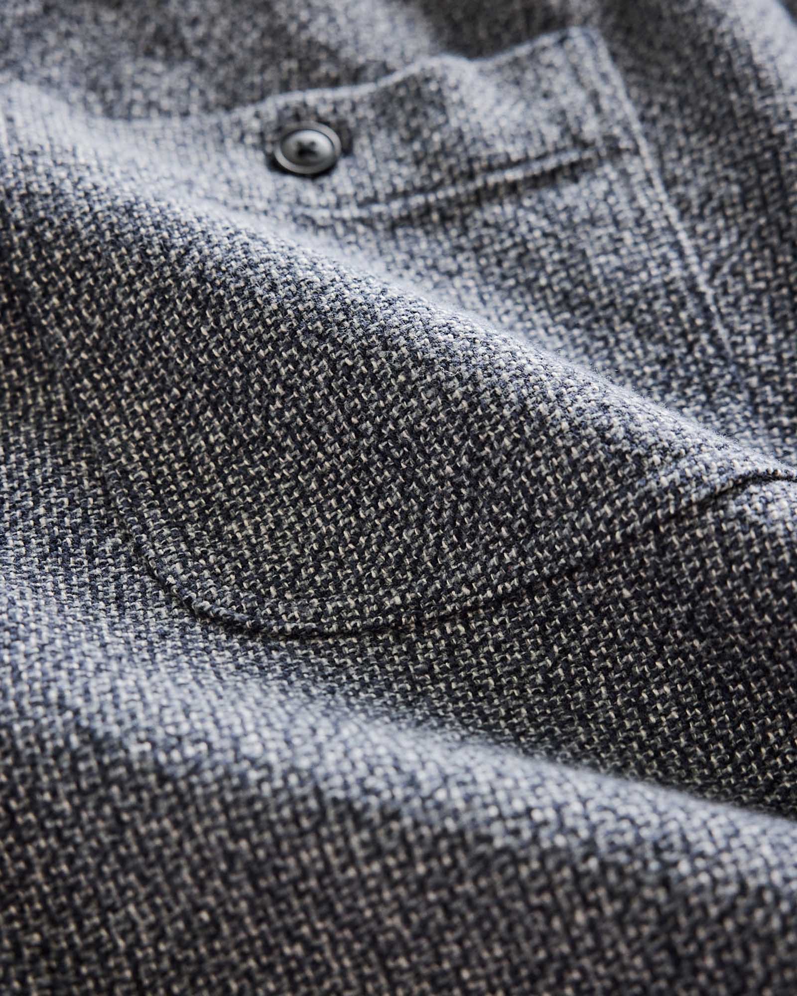 The Apres Short in Navy Linen Tweed - Image 6