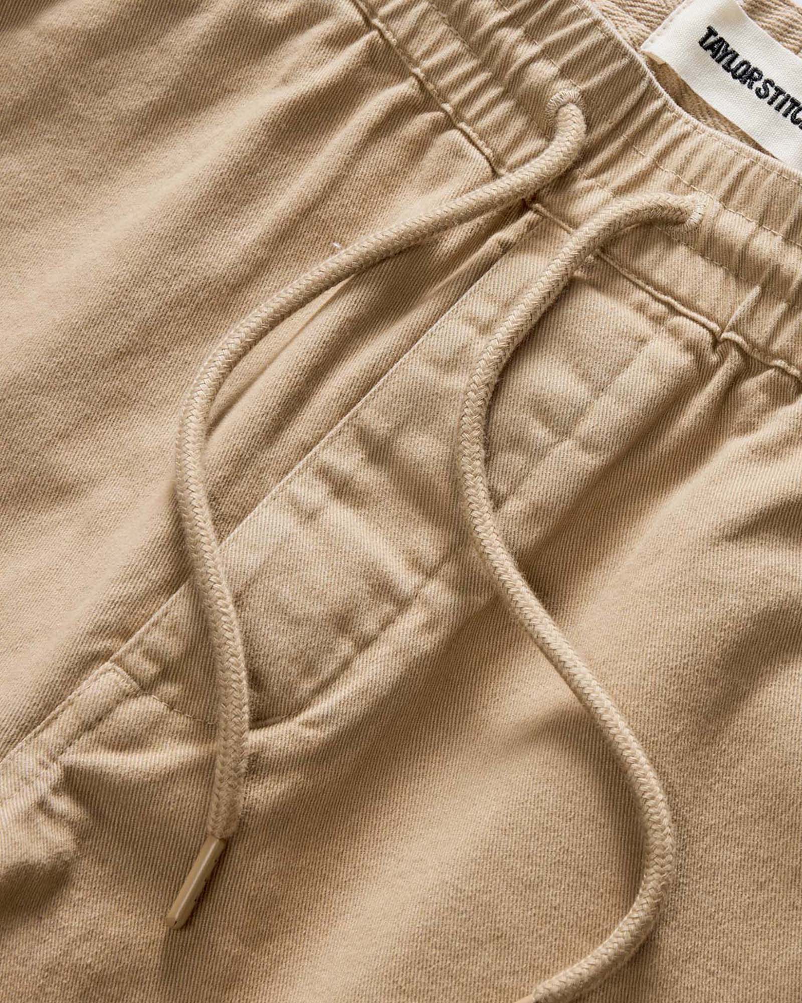 The Apres Short in Organic Khaki Foundation Twill - Image 4