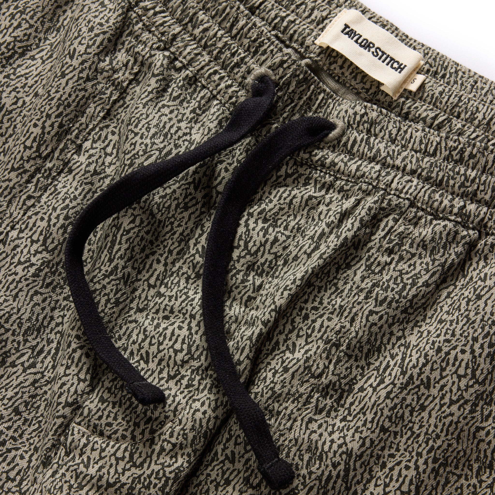The Apres Trail Short in Static Camo Double Cloth - Image 7