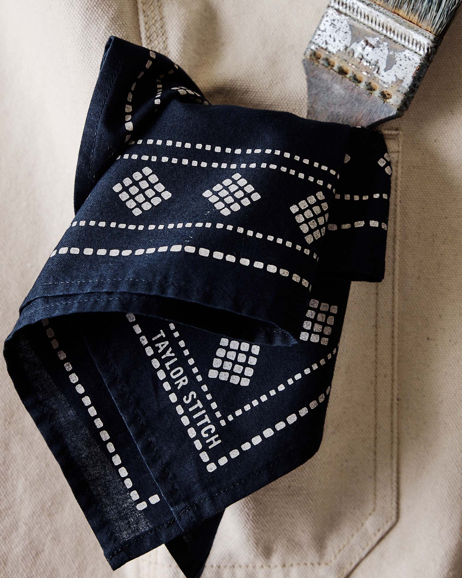 The Bandana in Navy Diamond - Image 3