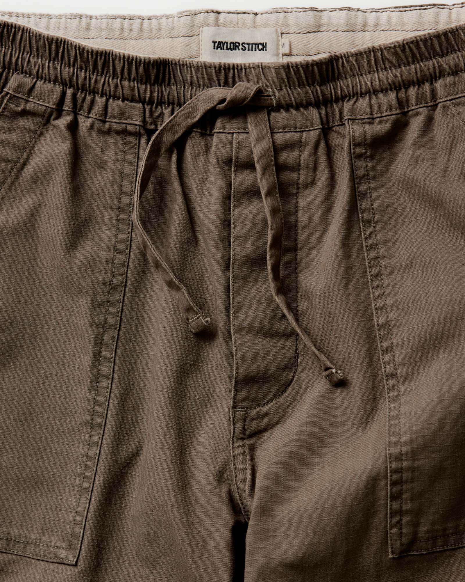 The Breakwater Pant in Mushroom Ripstop - Image 4