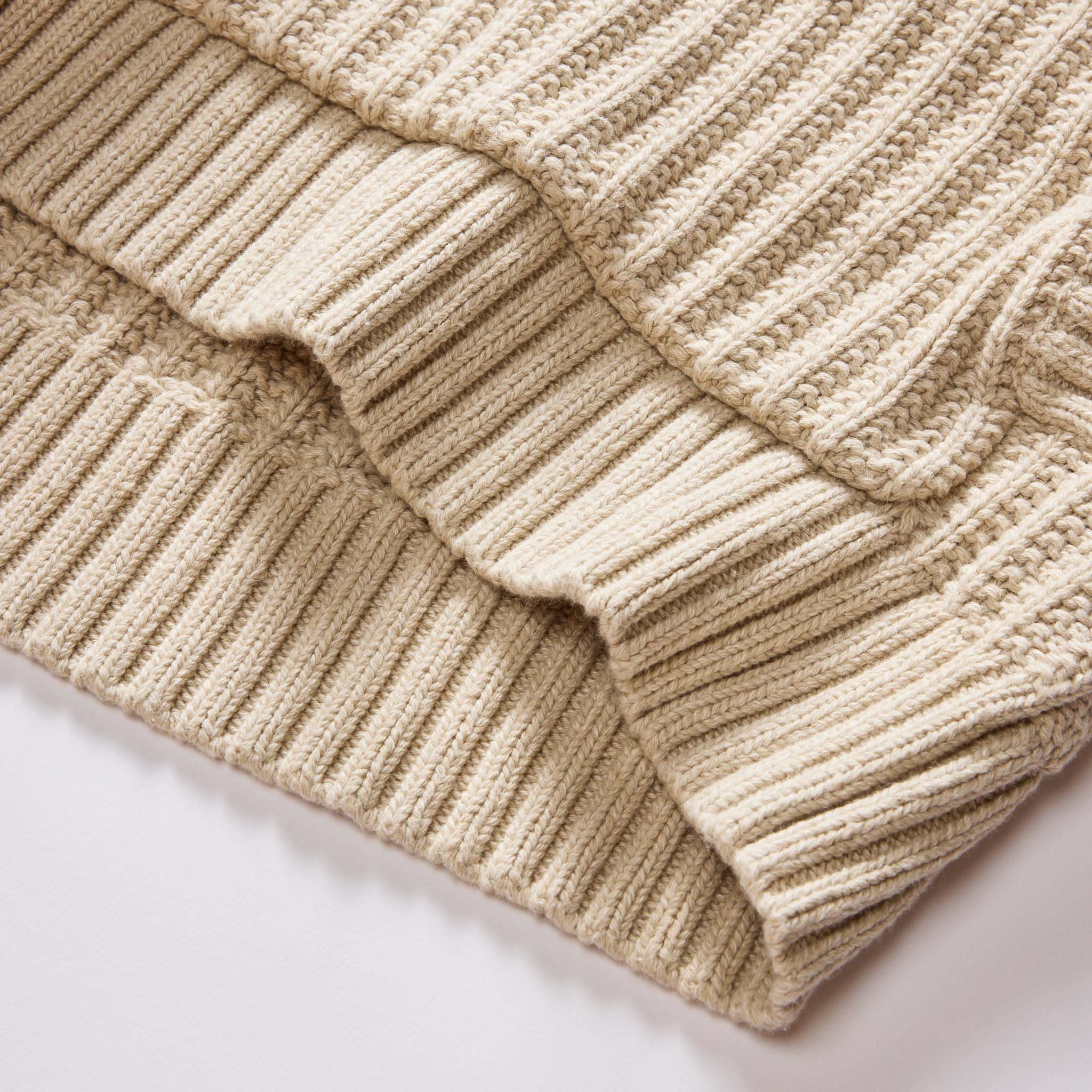 The Bryan Pullover Sweater in Flax Melange - Image 7