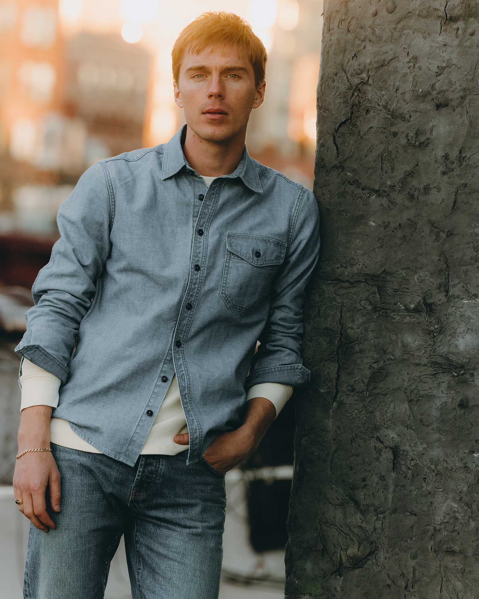 The Cadet Shirt in Washed Indigo Oxford - Image 2