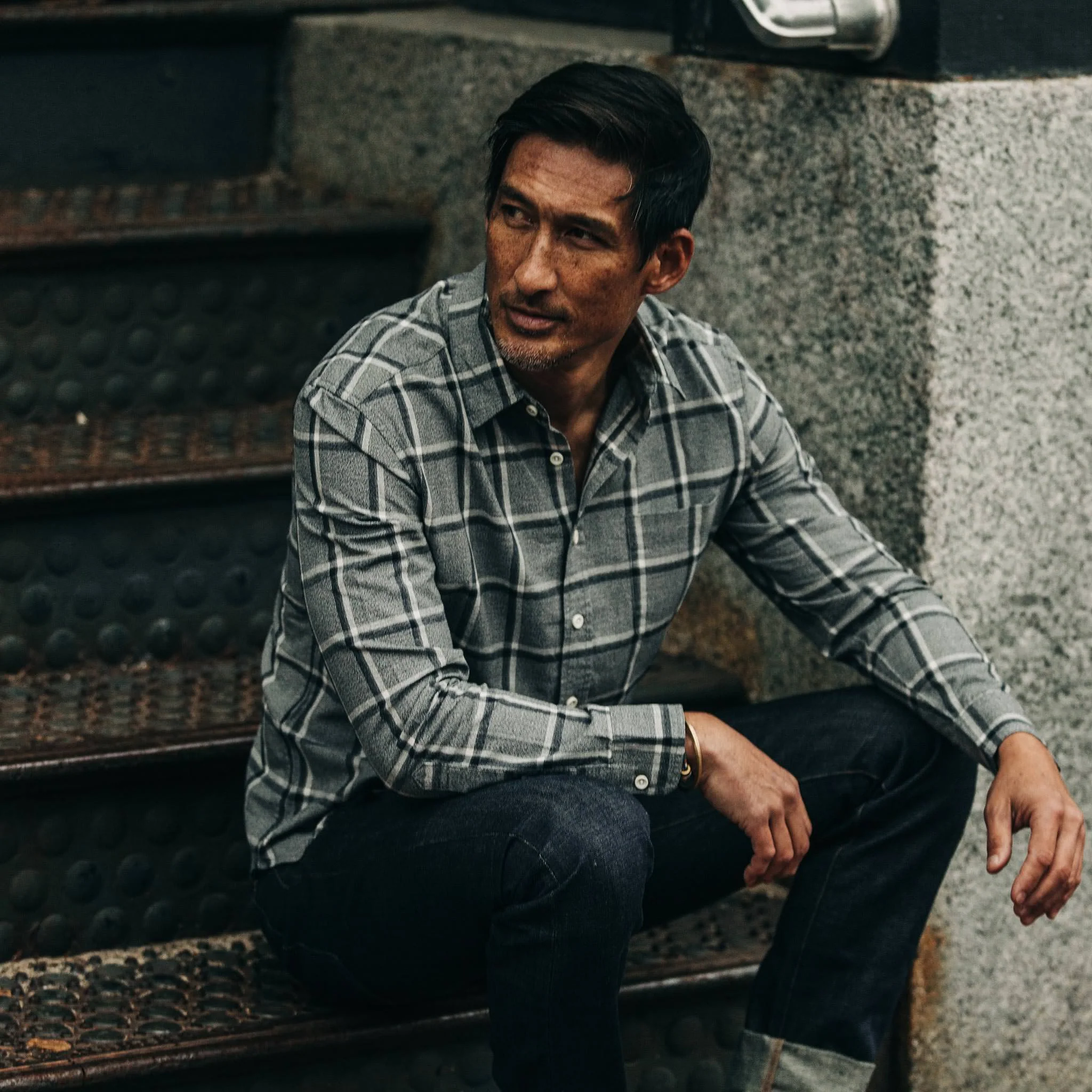 The California in Navy Salt and Pepper Plaid - Image 4