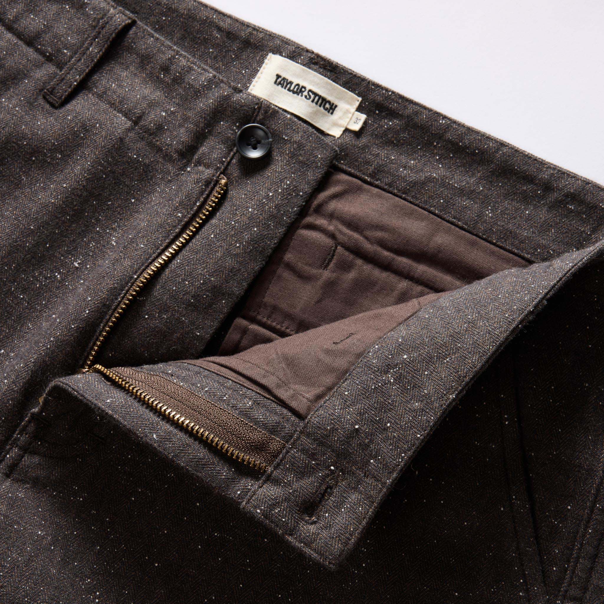 The Carnegie Pant in Peat Nep Herringbone - Image 7