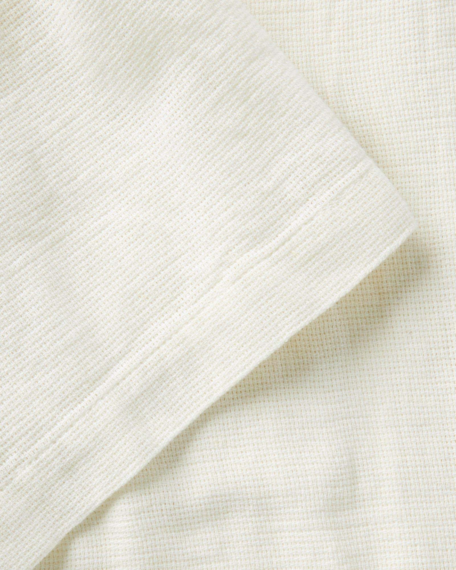 The Conrad Shirt in Vintage White Linen - Image 4