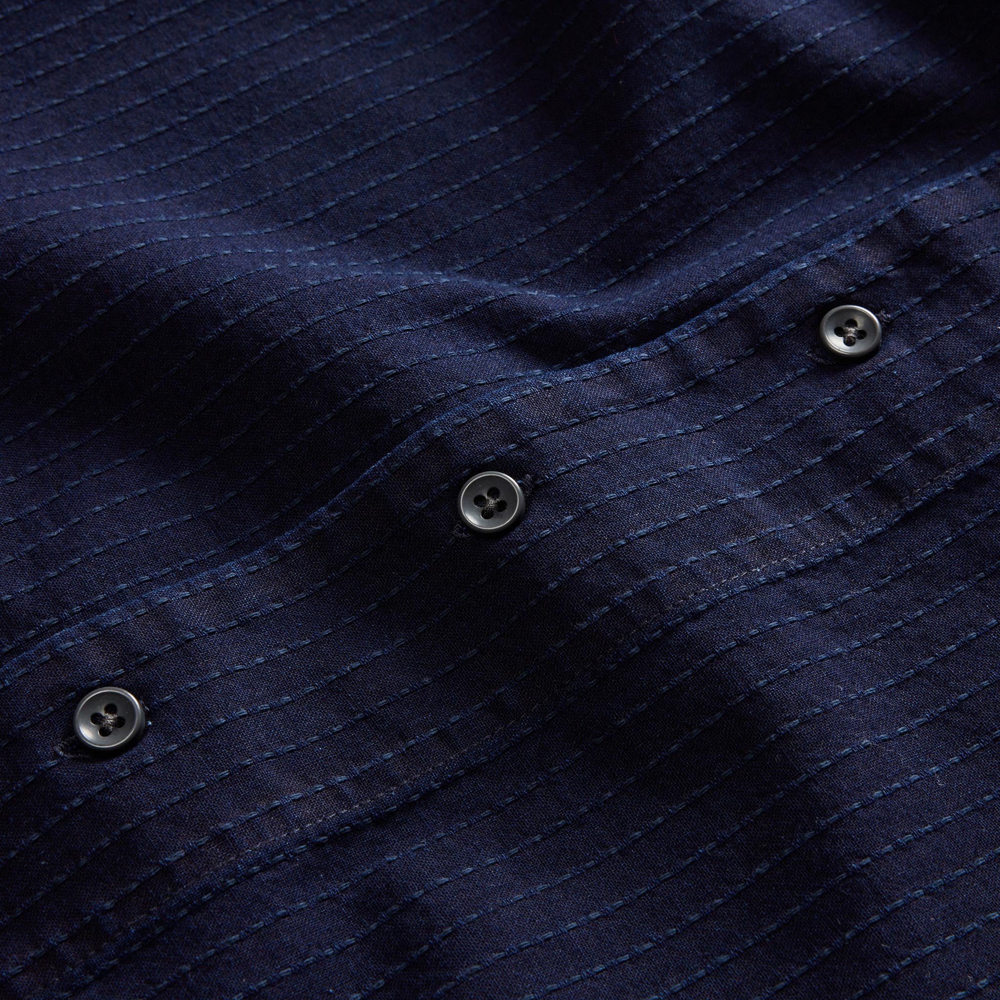 The Conrad Shirt in Rinsed Indigo Pickstitch - Image 6
