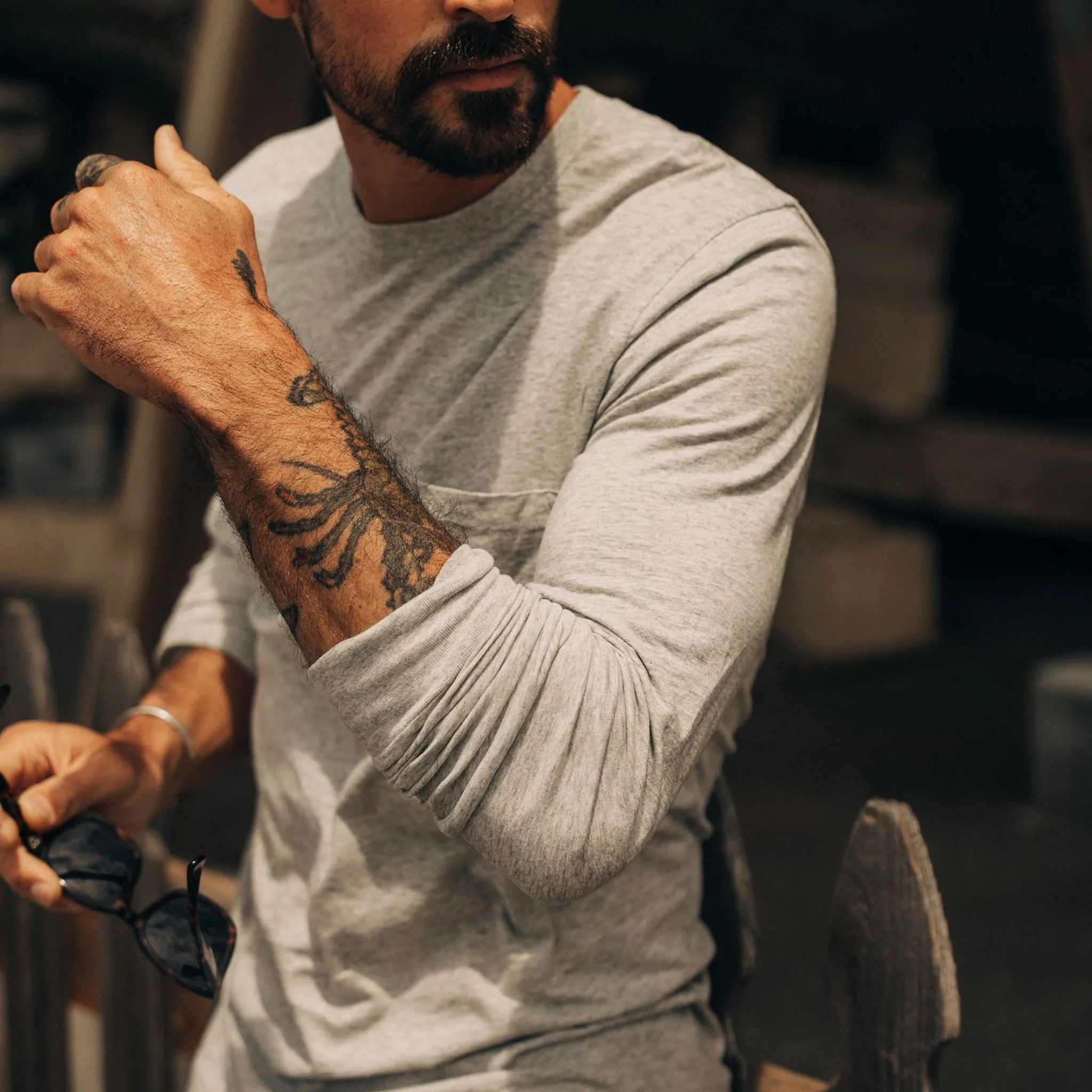 The Cotton Hemp Long Sleeve Tee in Heather Grey - Image 4