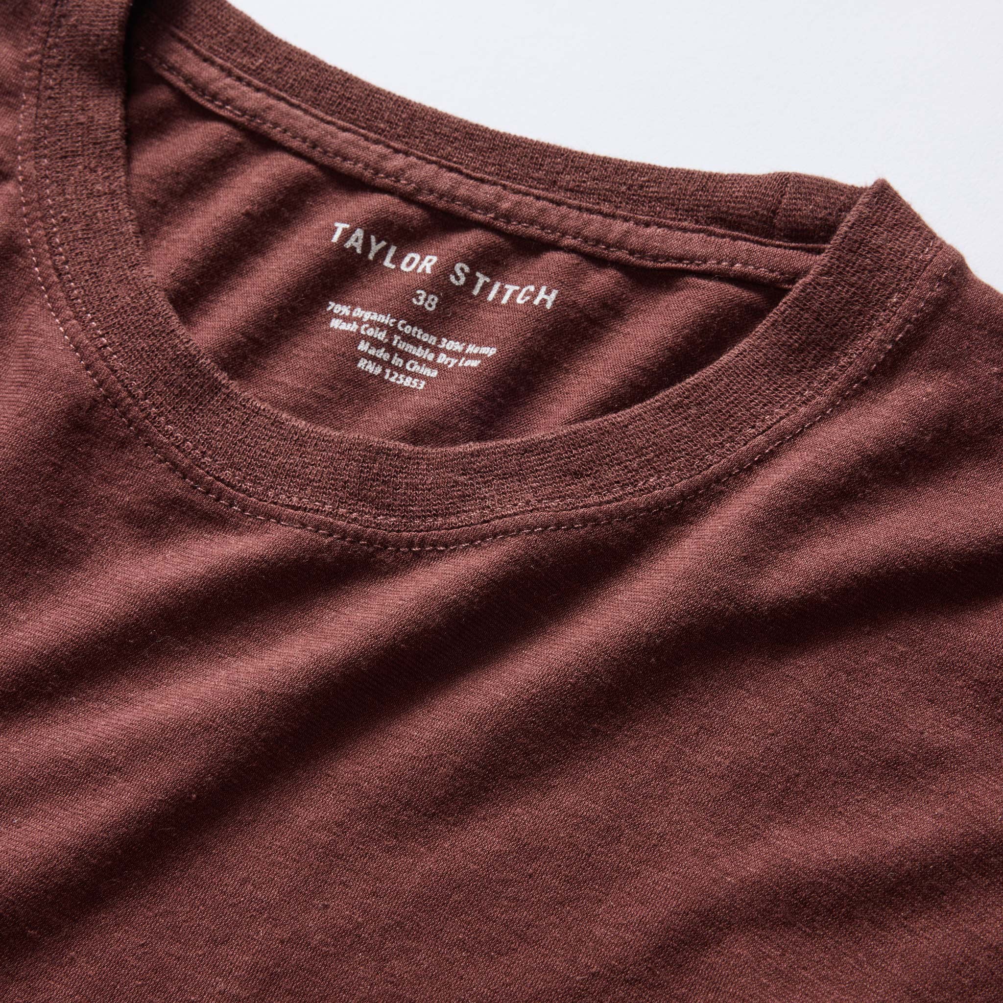 The Cotton Hemp Long Sleeve Tee in Burgundy - Image 4