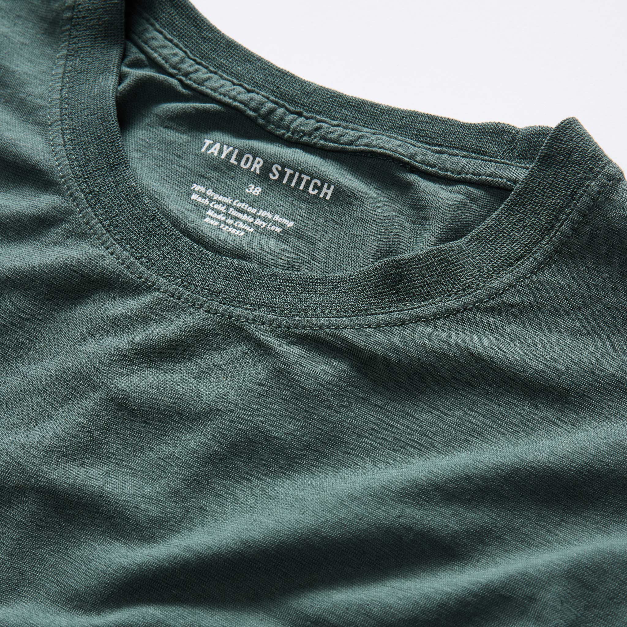 The Cotton Hemp Long Sleeve Tee in Dark Forest - Image 5