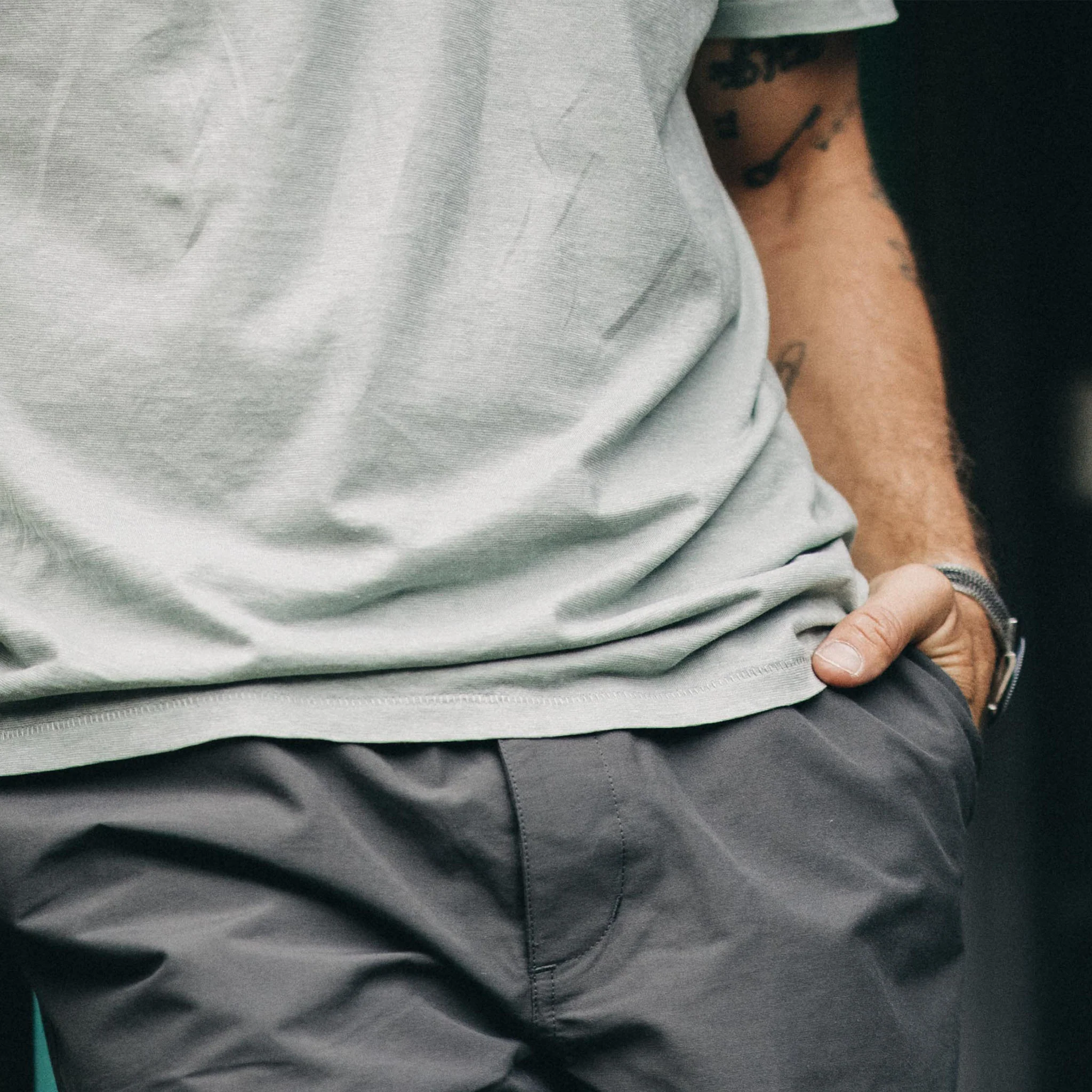 The Cotton Hemp Polo in Slate - Image 4
