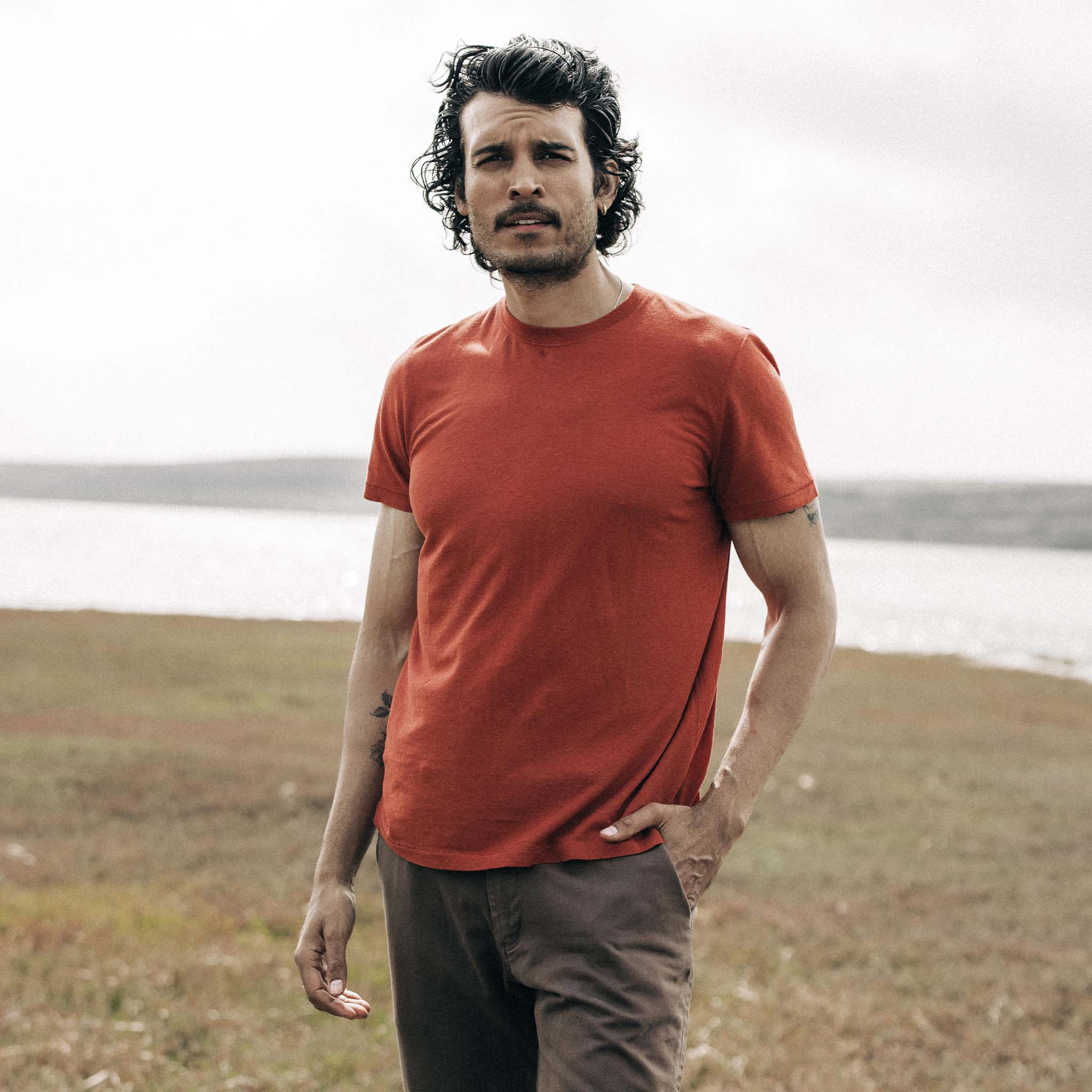 The Cotton Hemp Tee in Engine - Image 2
