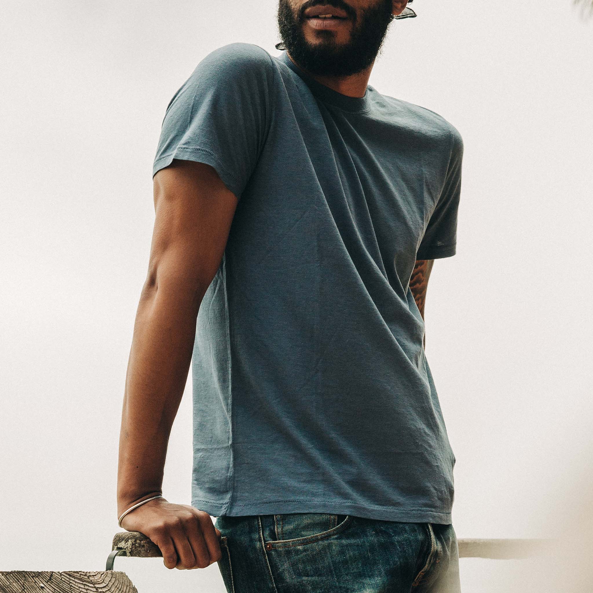 The Cotton Hemp Tee in Steel Blue - Image 3