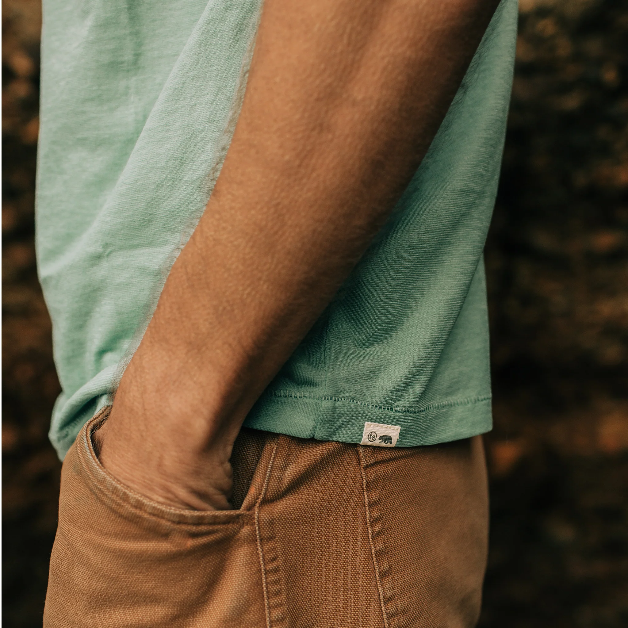 The Cotton Hemp Tee in Teal - Image 4