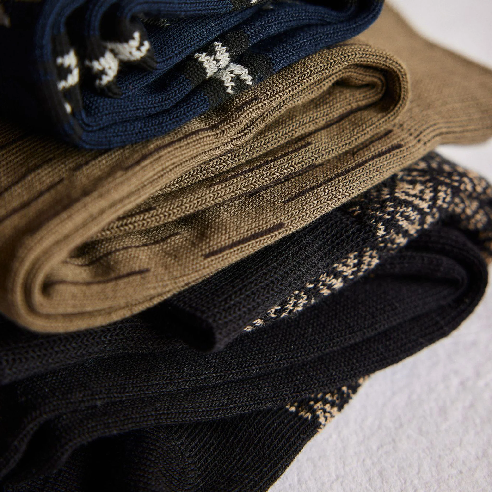 The Crew Sock in Coal Jacquard - Image 3