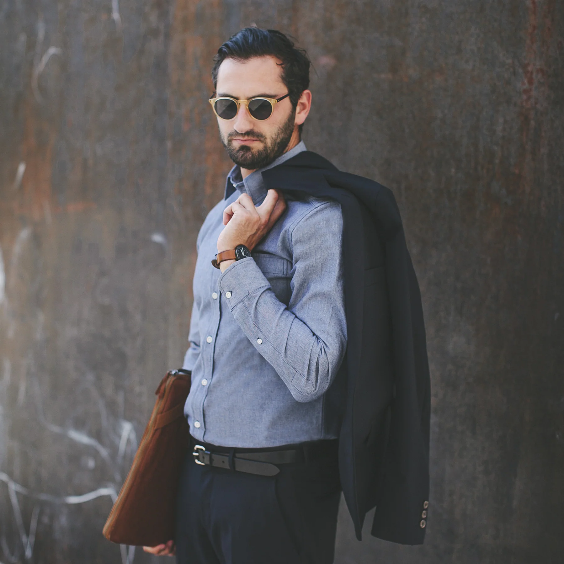 The California in Dark Blue Everyday Chambray - Image 5