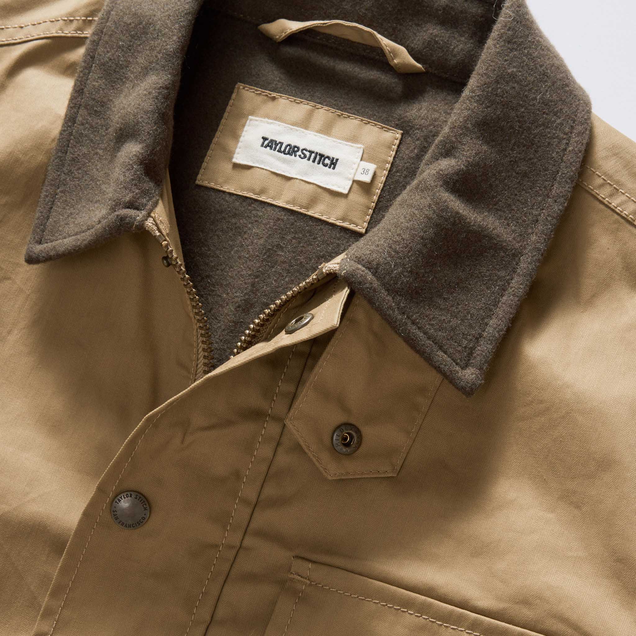 The Deck Jacket in Khaki Dry Wax - Image 9