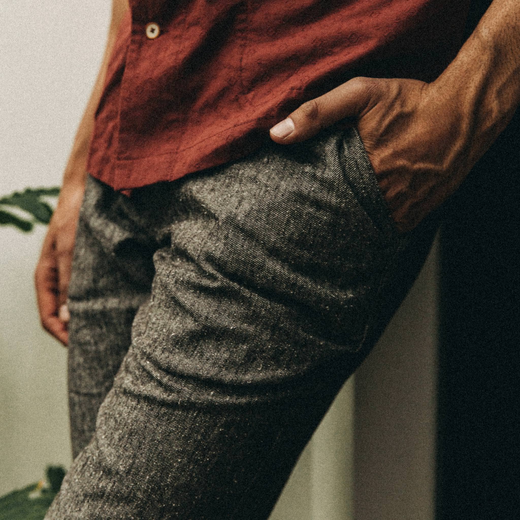 The Easy Pant in Espresso Linen - Image 3