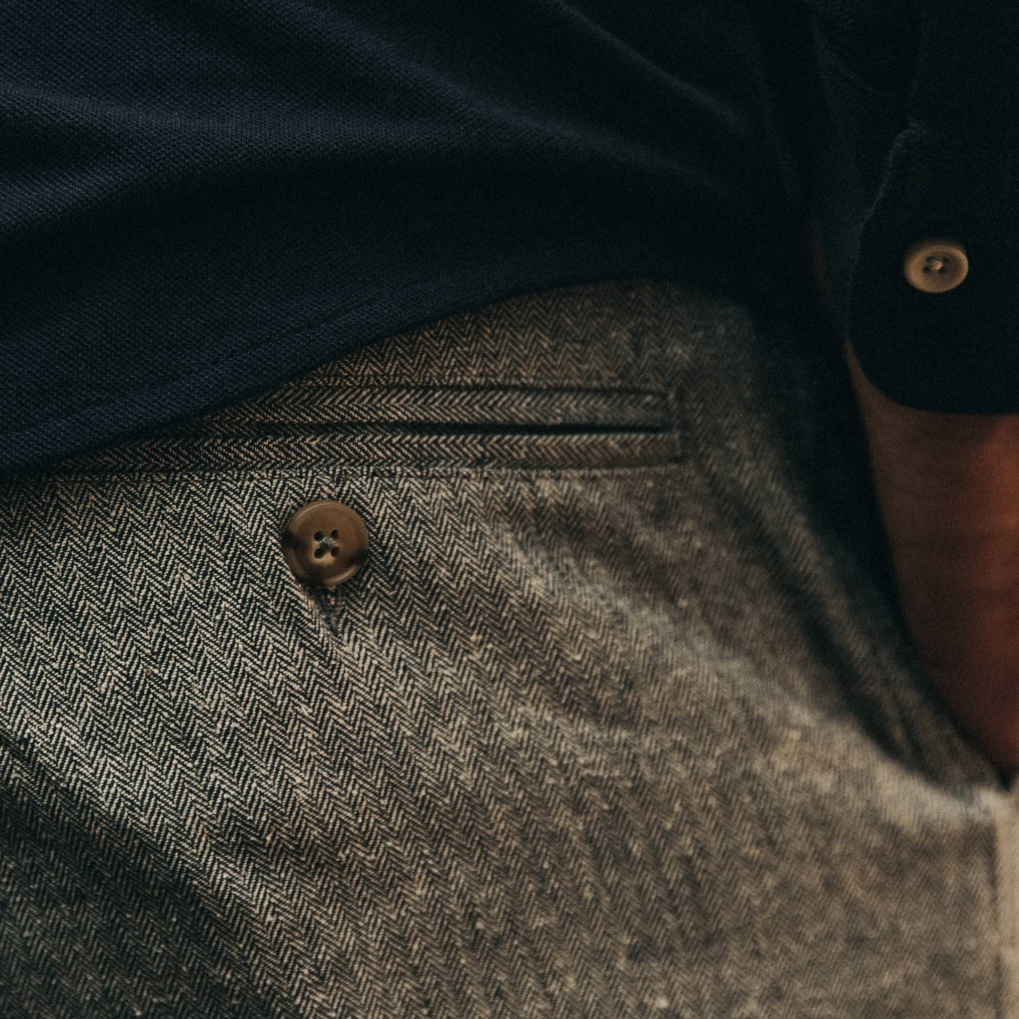 The Easy Pant in Navy Linen Herringbone - Image 4