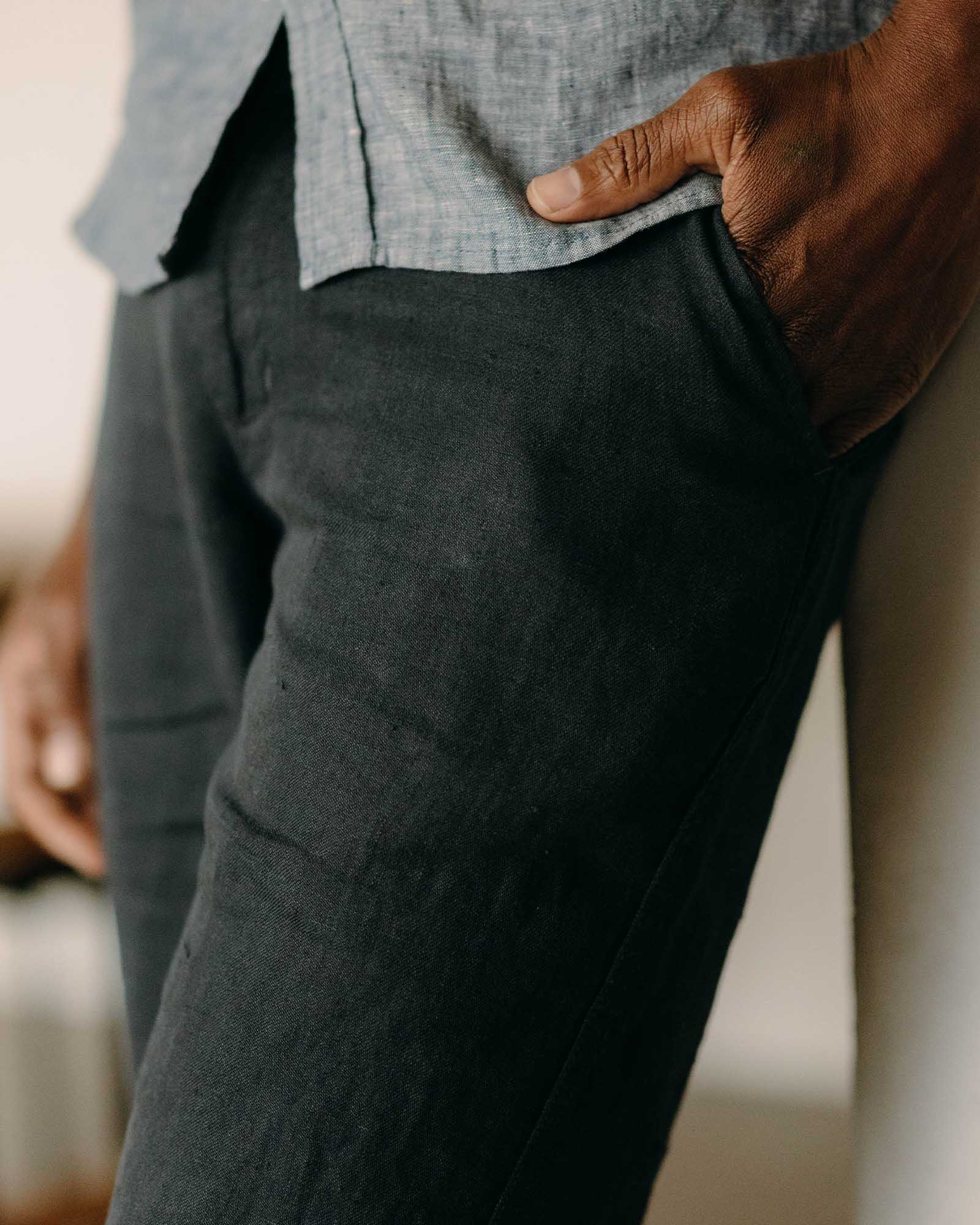 The Easy Pant in Navy Linen - Image 4