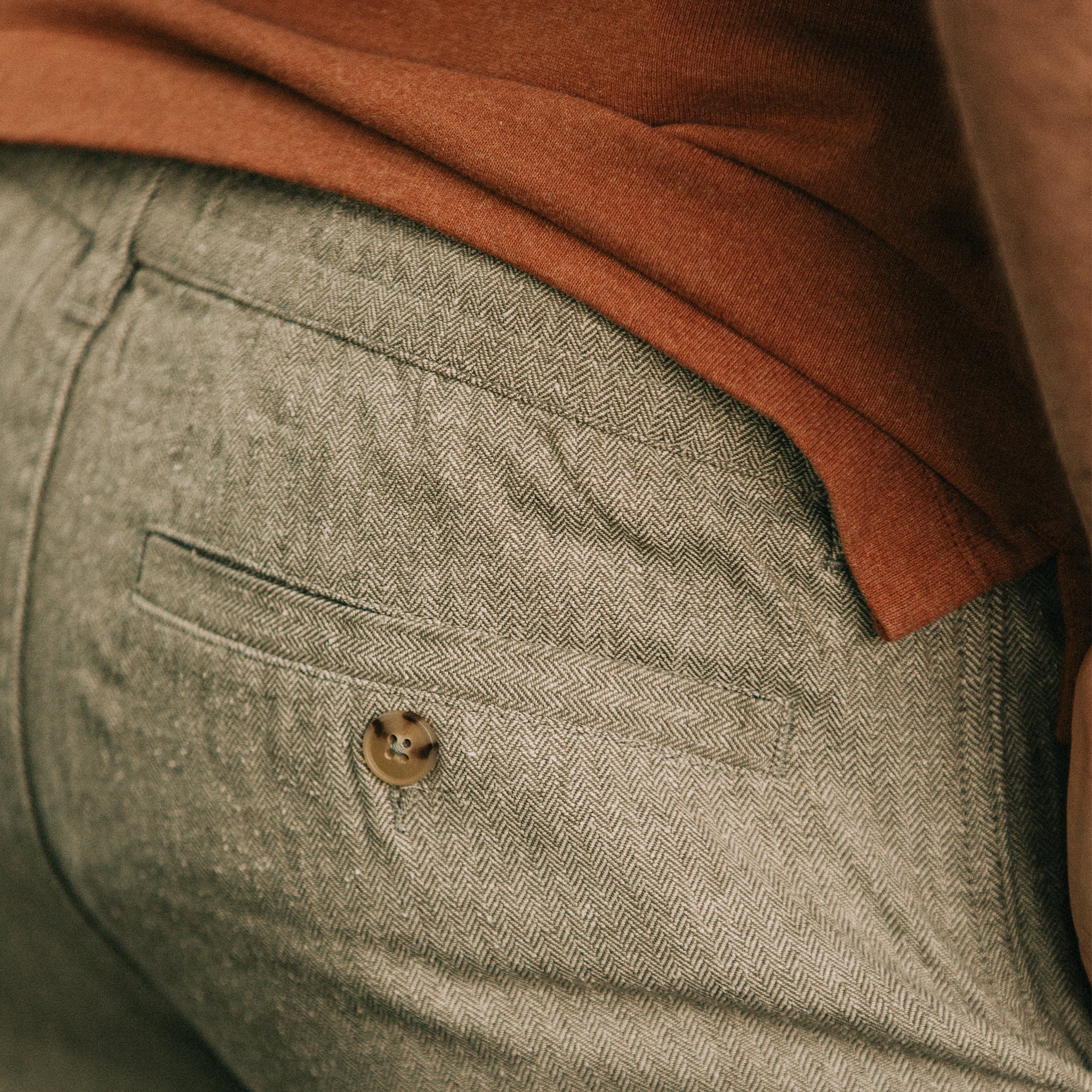 The Easy Short in Olive Herringbone - Image 4