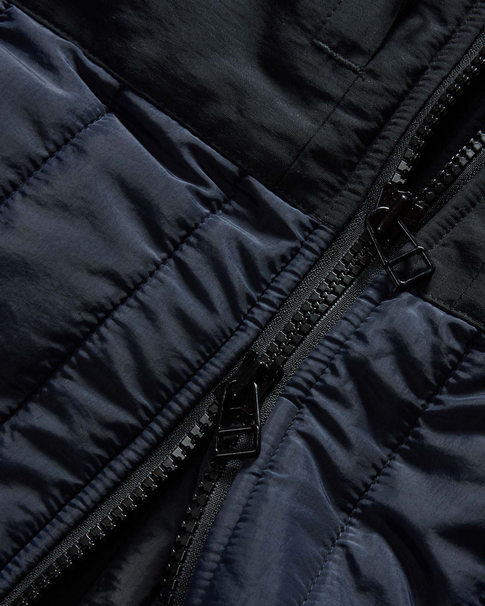 The Ember Jacket in Dark Navy Quilted Nylon - Image 9