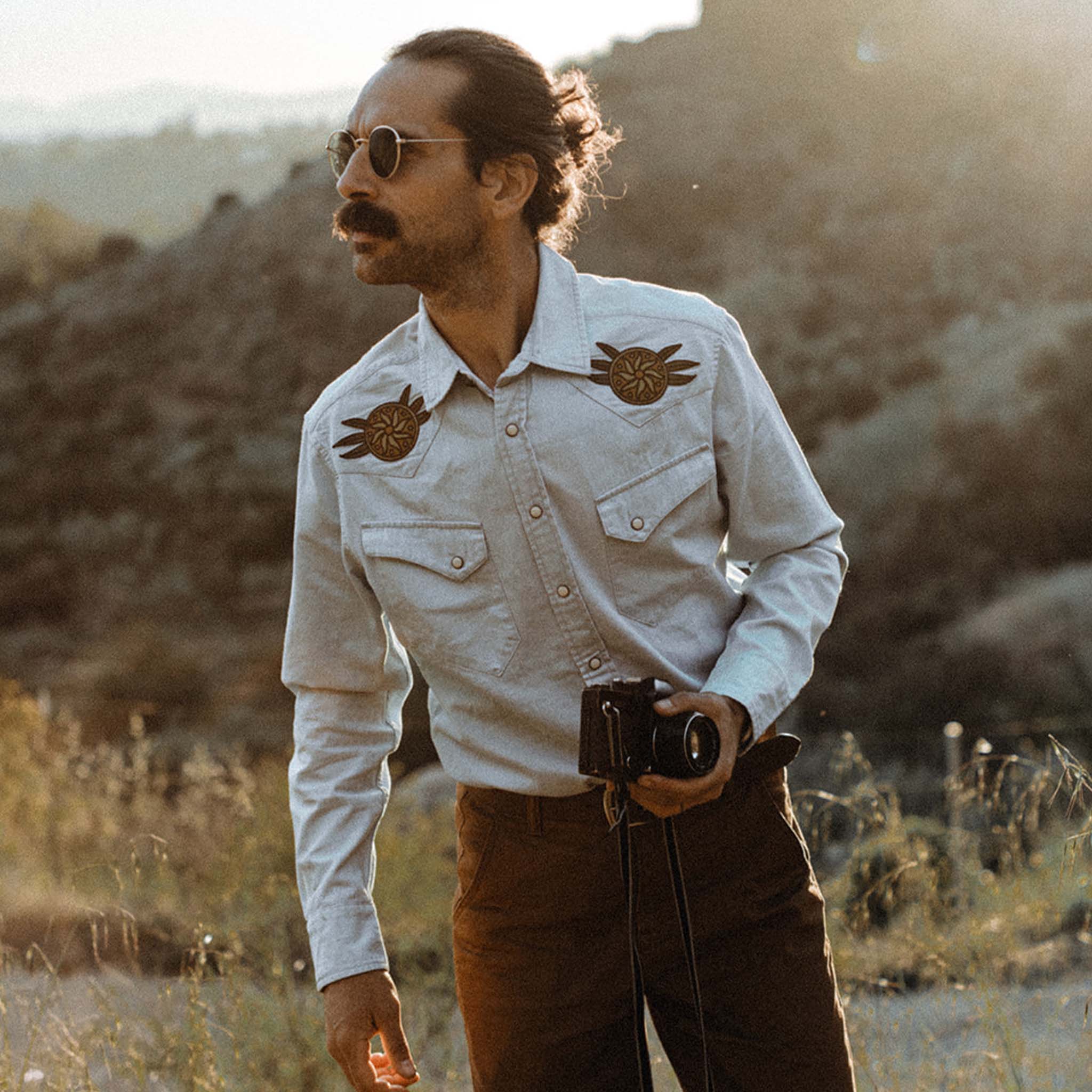 The Embroidered Western Shirt in Washed Selvage - Image 2