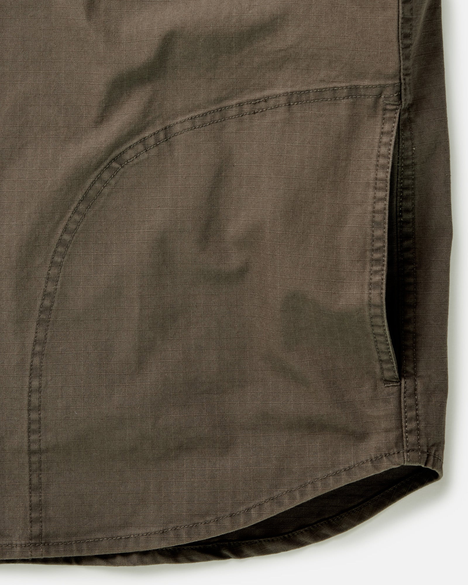 The Field Overshirt in Mushroom Ripstop - Image 8