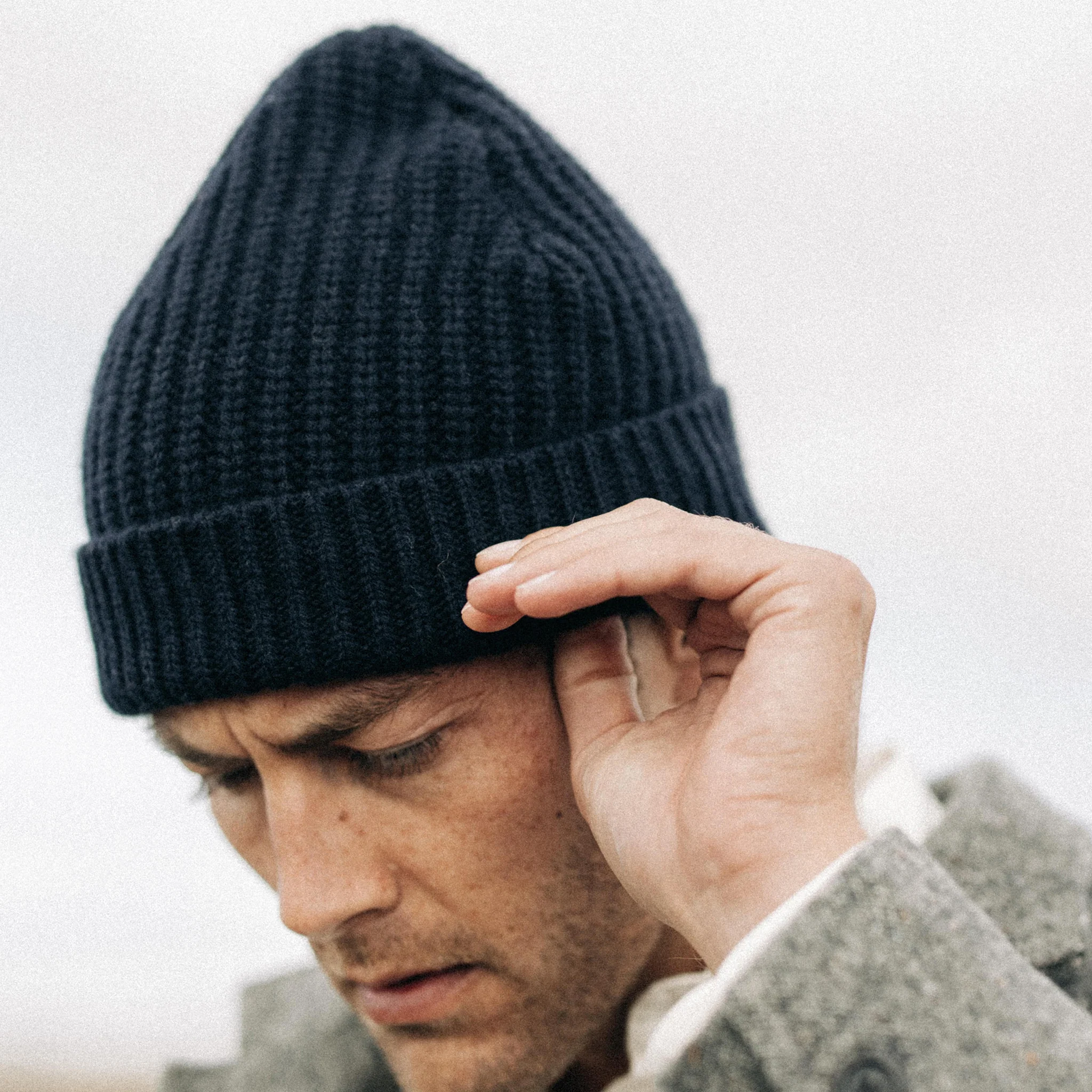 The Fisherman Beanie in Dark Navy - Image 3