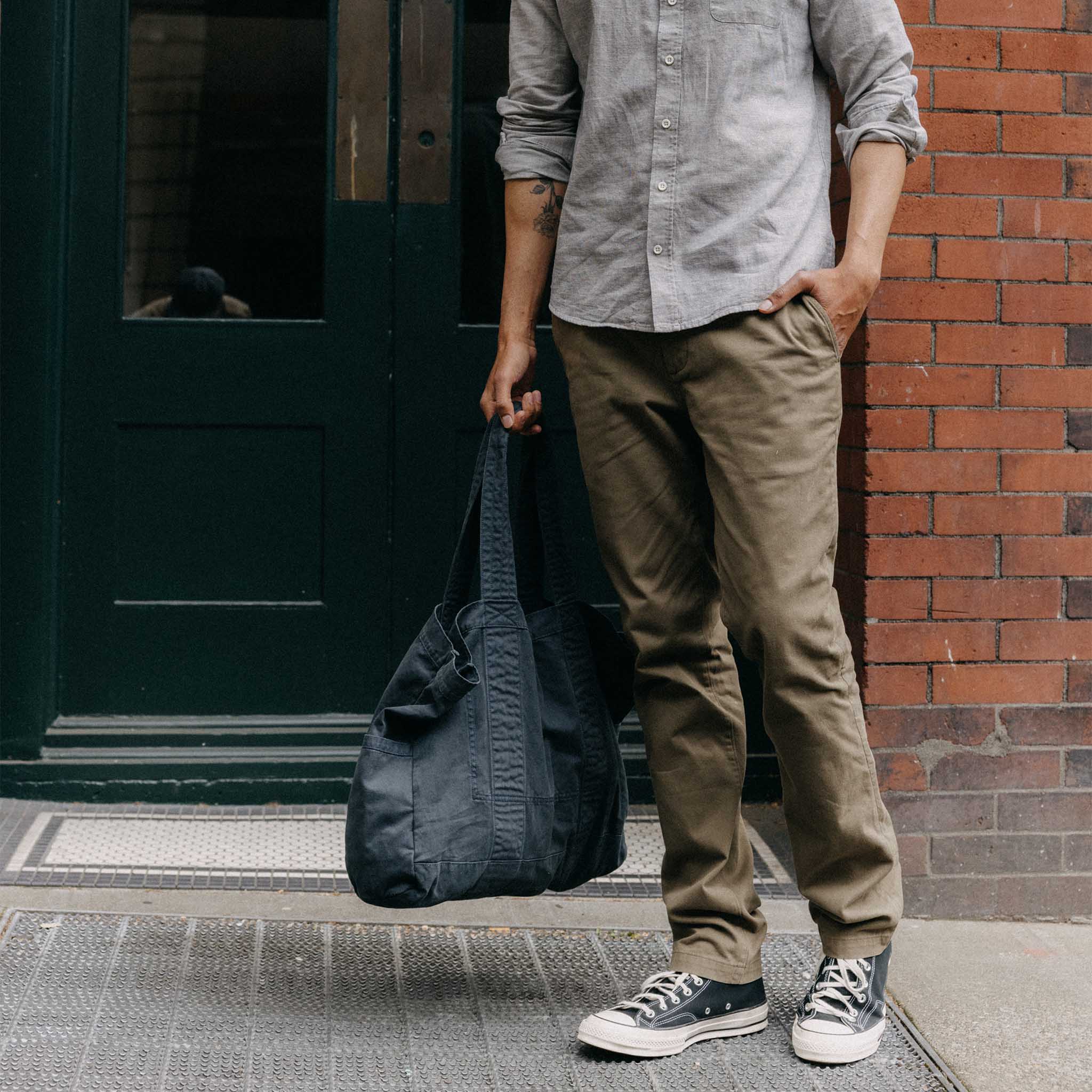 The Foundation Tote in Organic Navy - Image 4