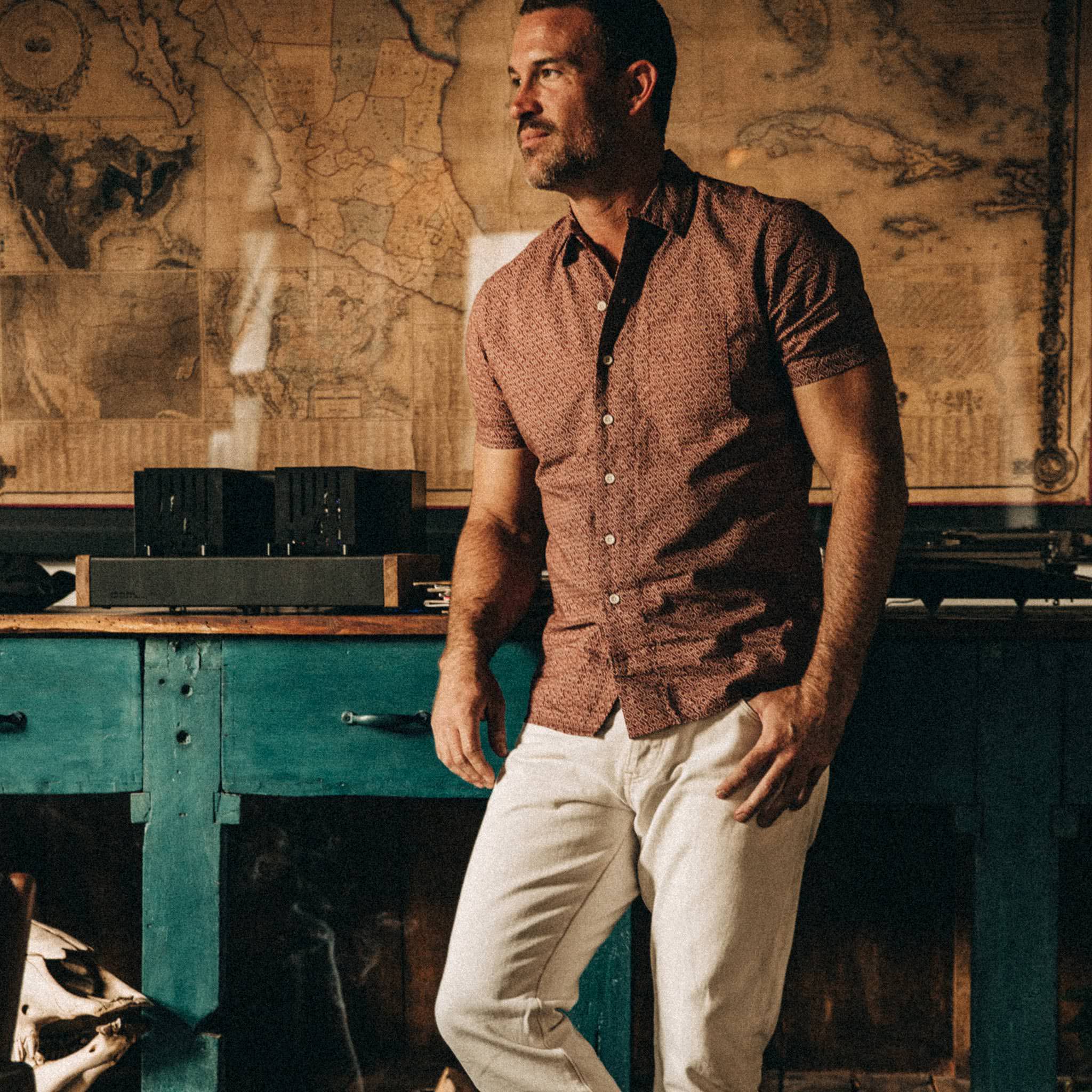 The Short Sleeve Hawthorne in Burgundy Trellis - Image 2