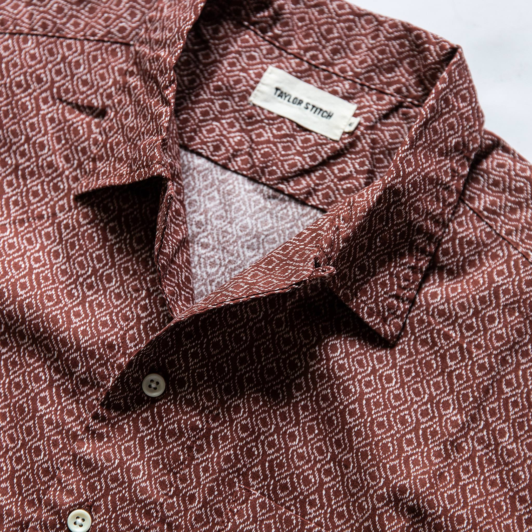 The Short Sleeve Hawthorne in Burgundy Trellis - Image 6
