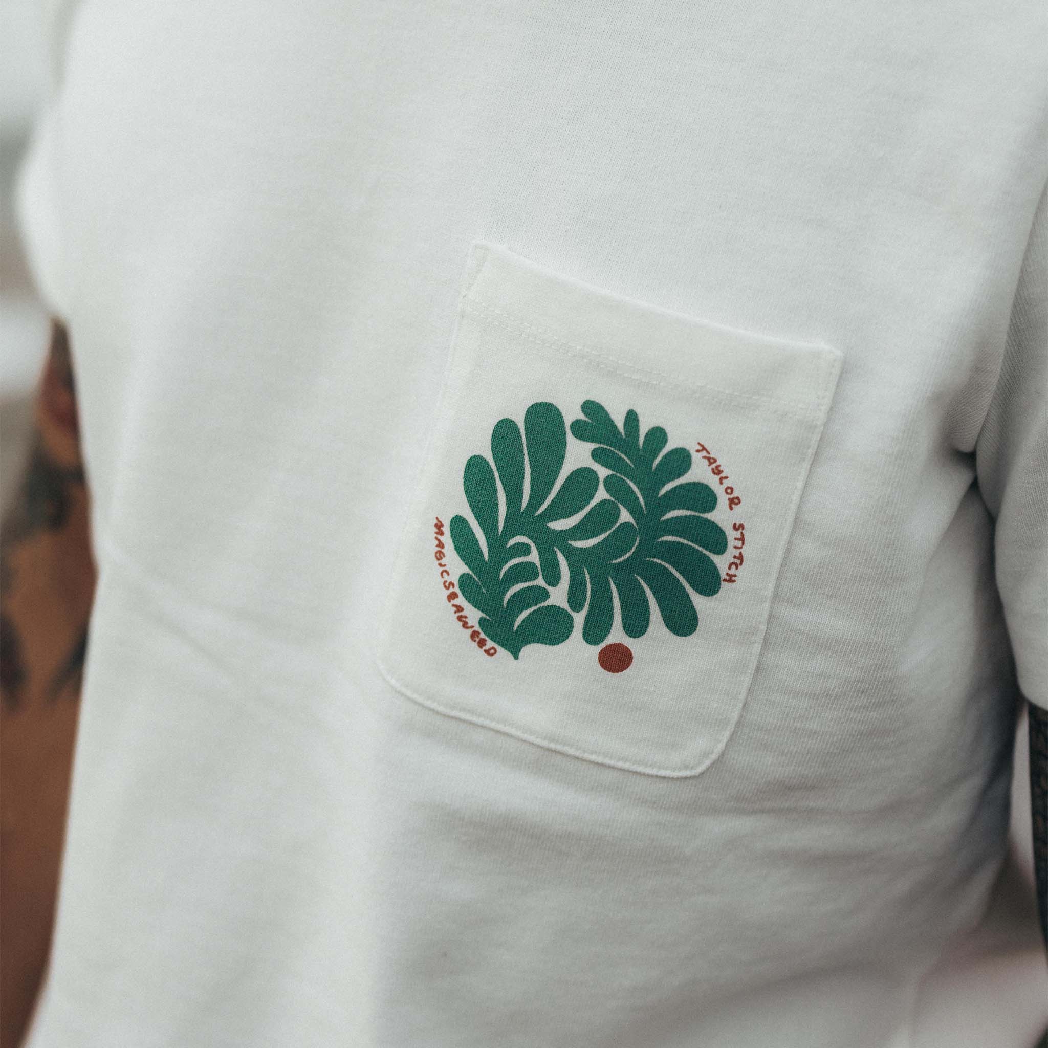 The Heavy Bag Tee in Sea Lettuce - Image 3