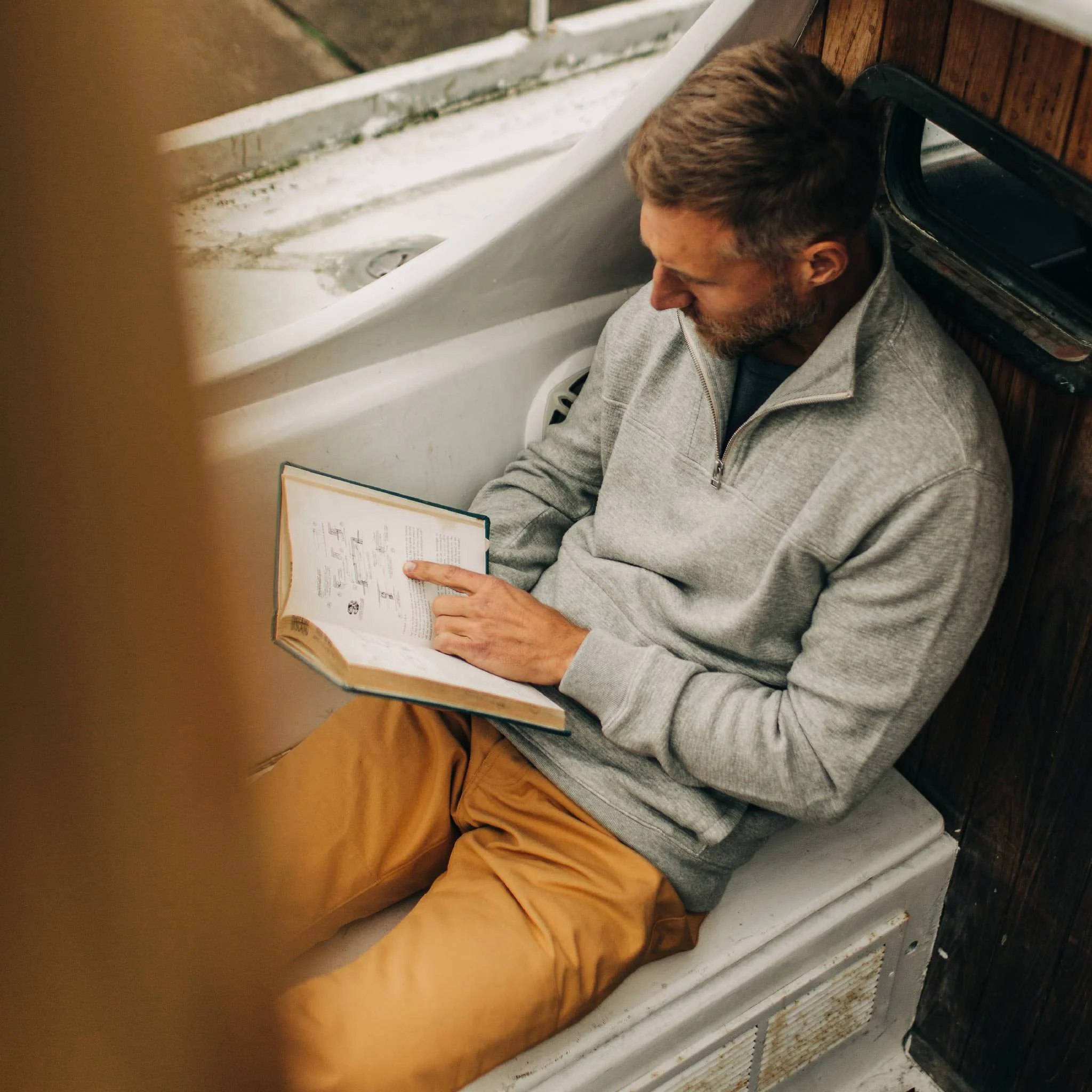 The Horizon Pullover in Ash Double Knit - Image 5