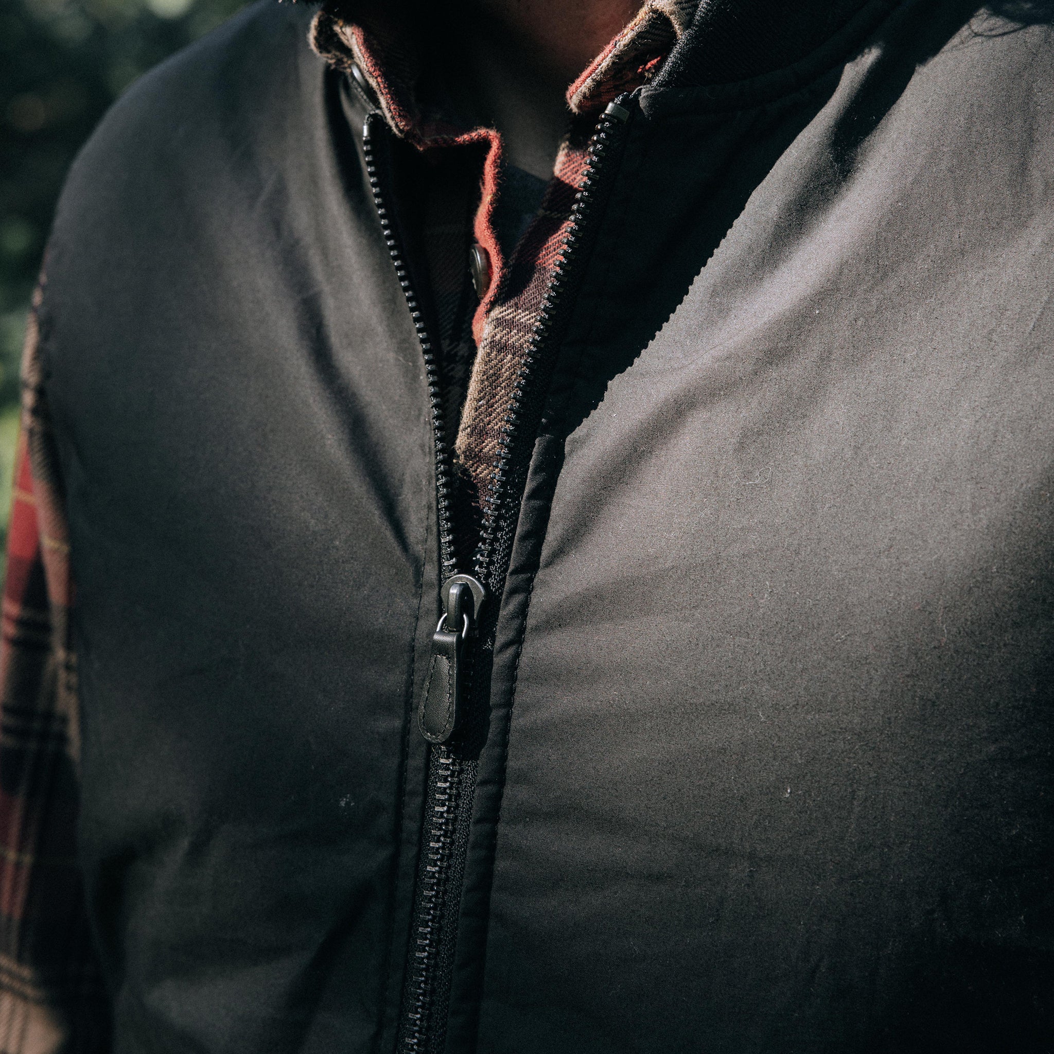 The Ignition Vest in Coal Dry Wax - Image 3