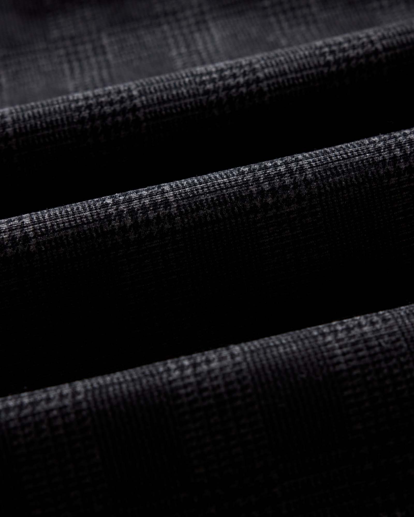 The Jack in Heather Coal Check Pincord - Image 9