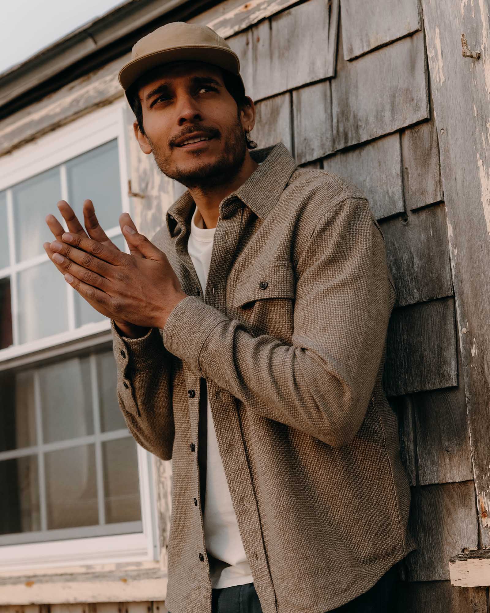 The Ledge Shirt in Army Linen Tweed - Image 5