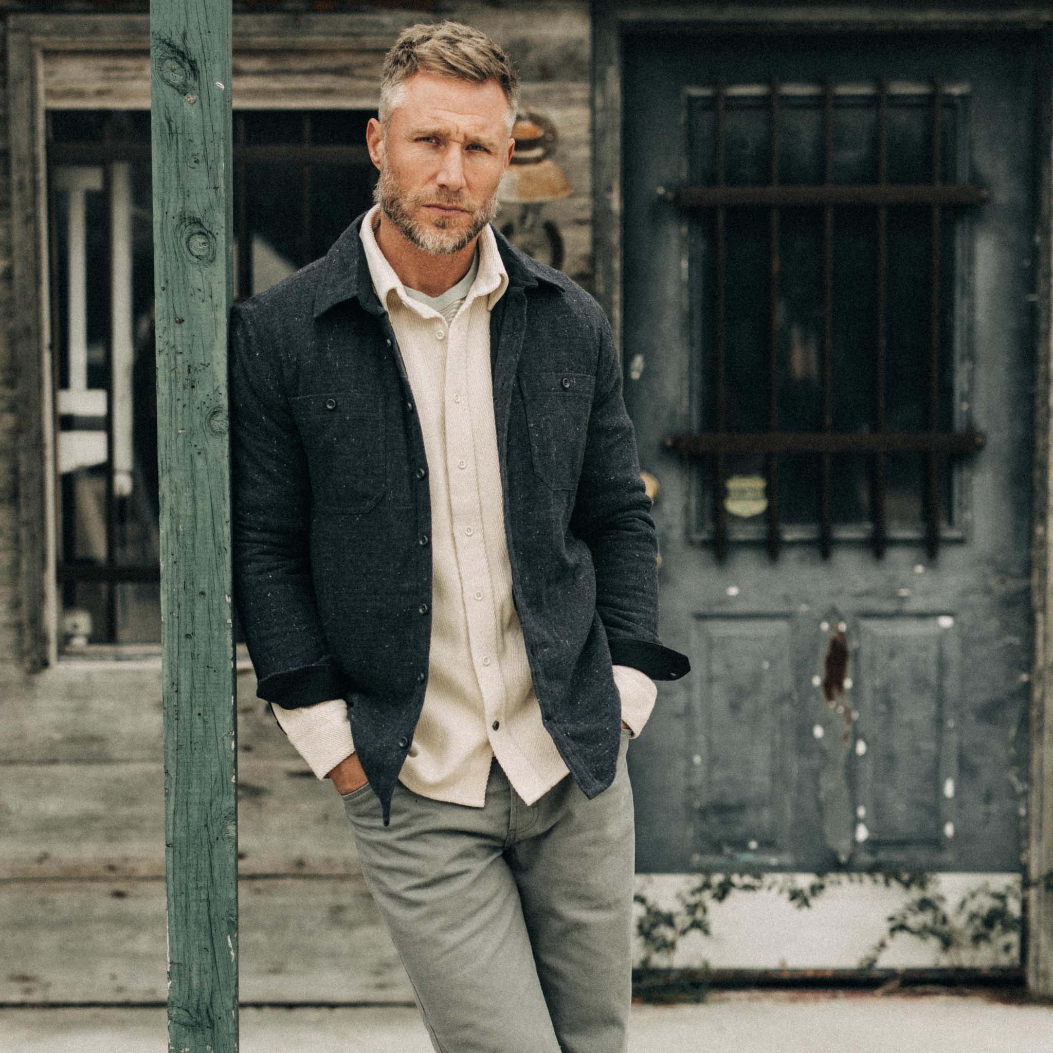 The Lined Utility Shirt in Charcoal Donegal - Image 2