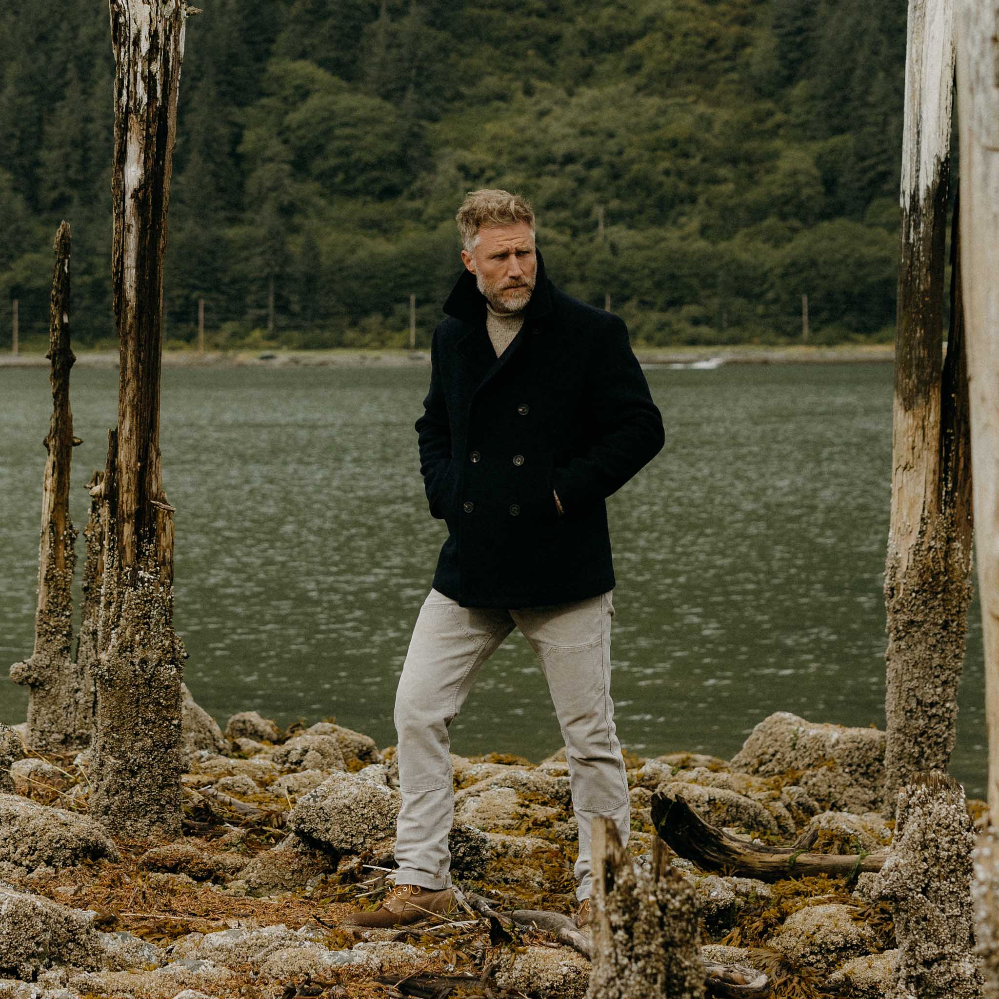 The Mariner Coat in Dark Navy Wool - Image 3