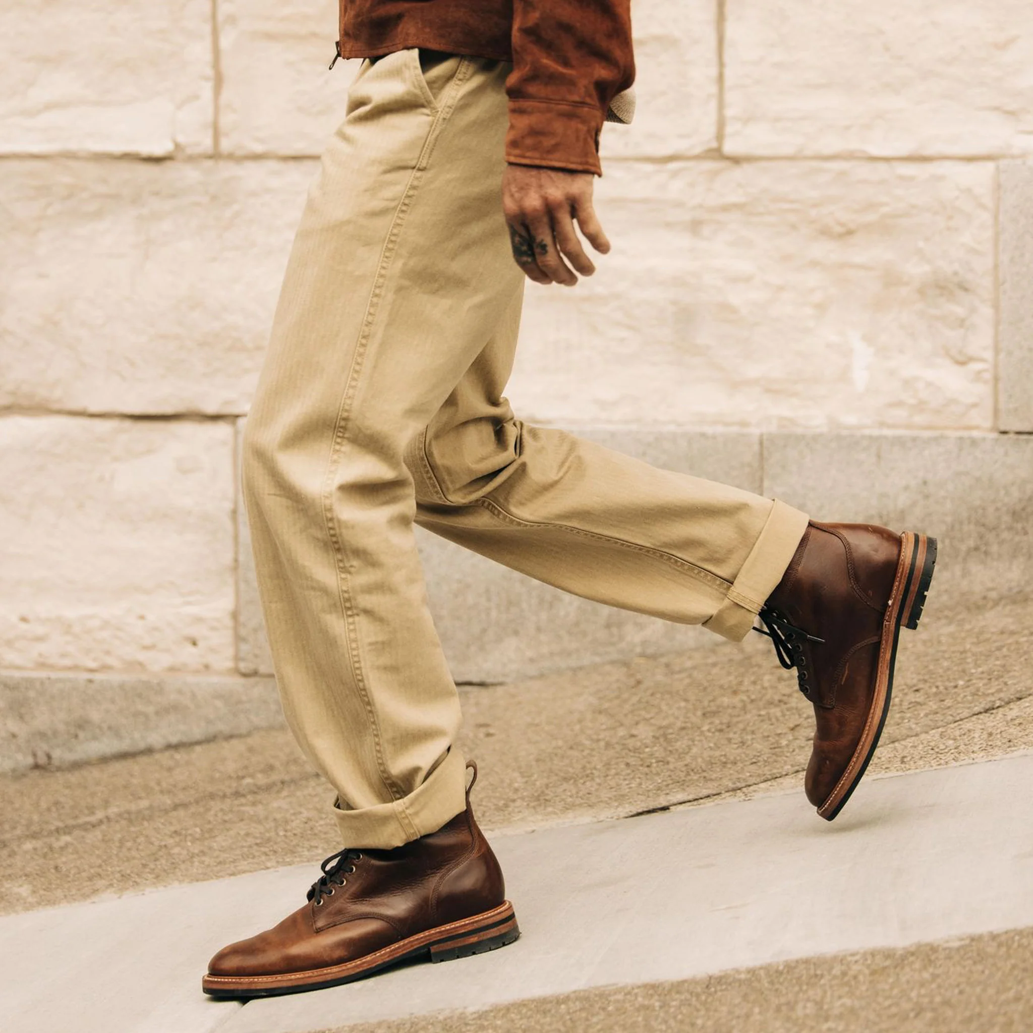 The Matlow Pant in Light Khaki Pigment Herringbone - Image 2